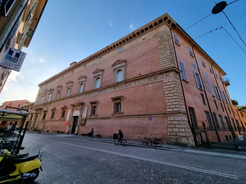 Palazzo Albergati — Museum in Bologna