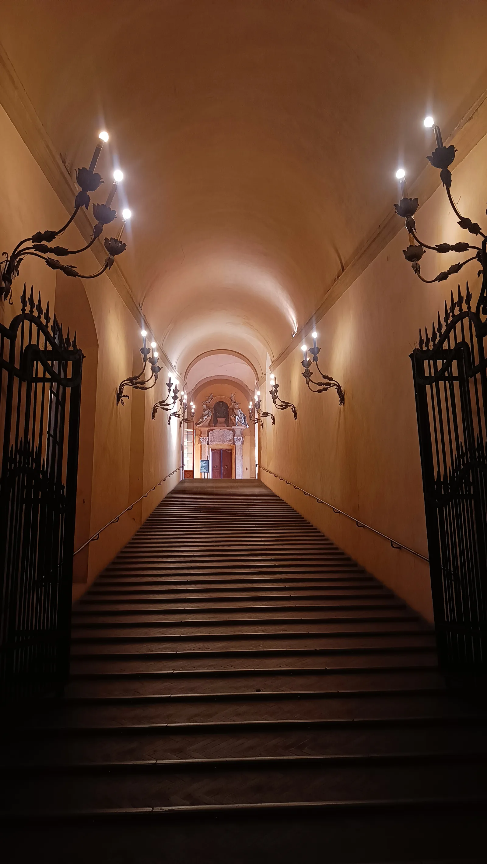 Main view at Palazzo d'Accursio Bologna — travel photo
