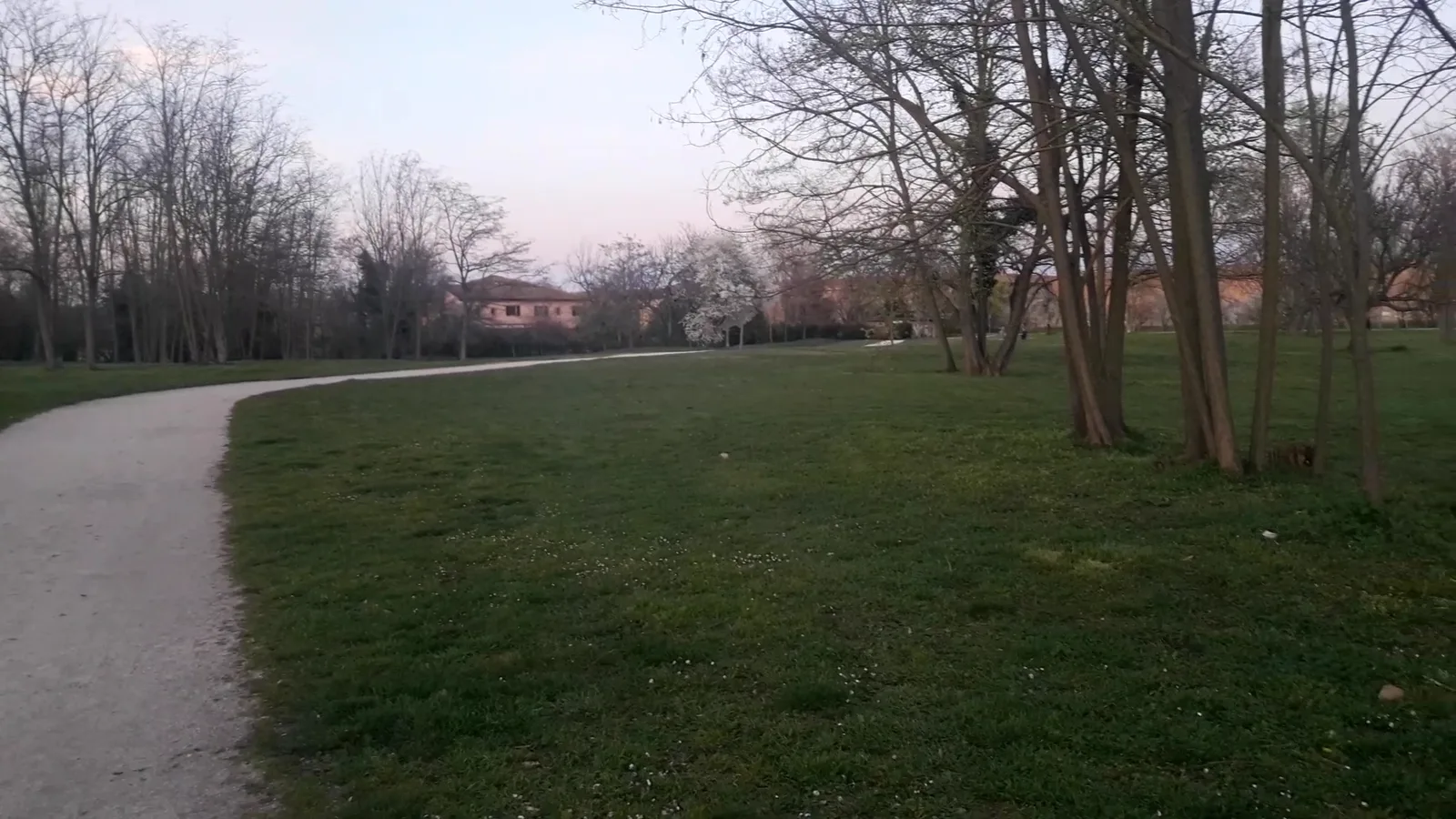 Main view at Parco Nicholas Green Bologna — travel photo