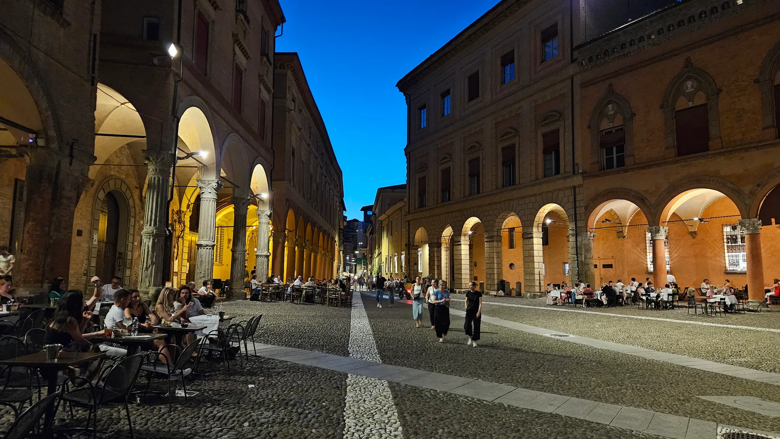 Interior at Piazza Santo Stefano Bologna — travel photo