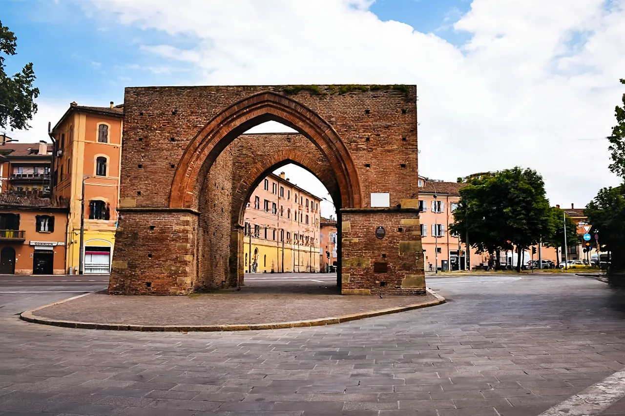 Porta Maggiore di Bologna — culture guide Bologna