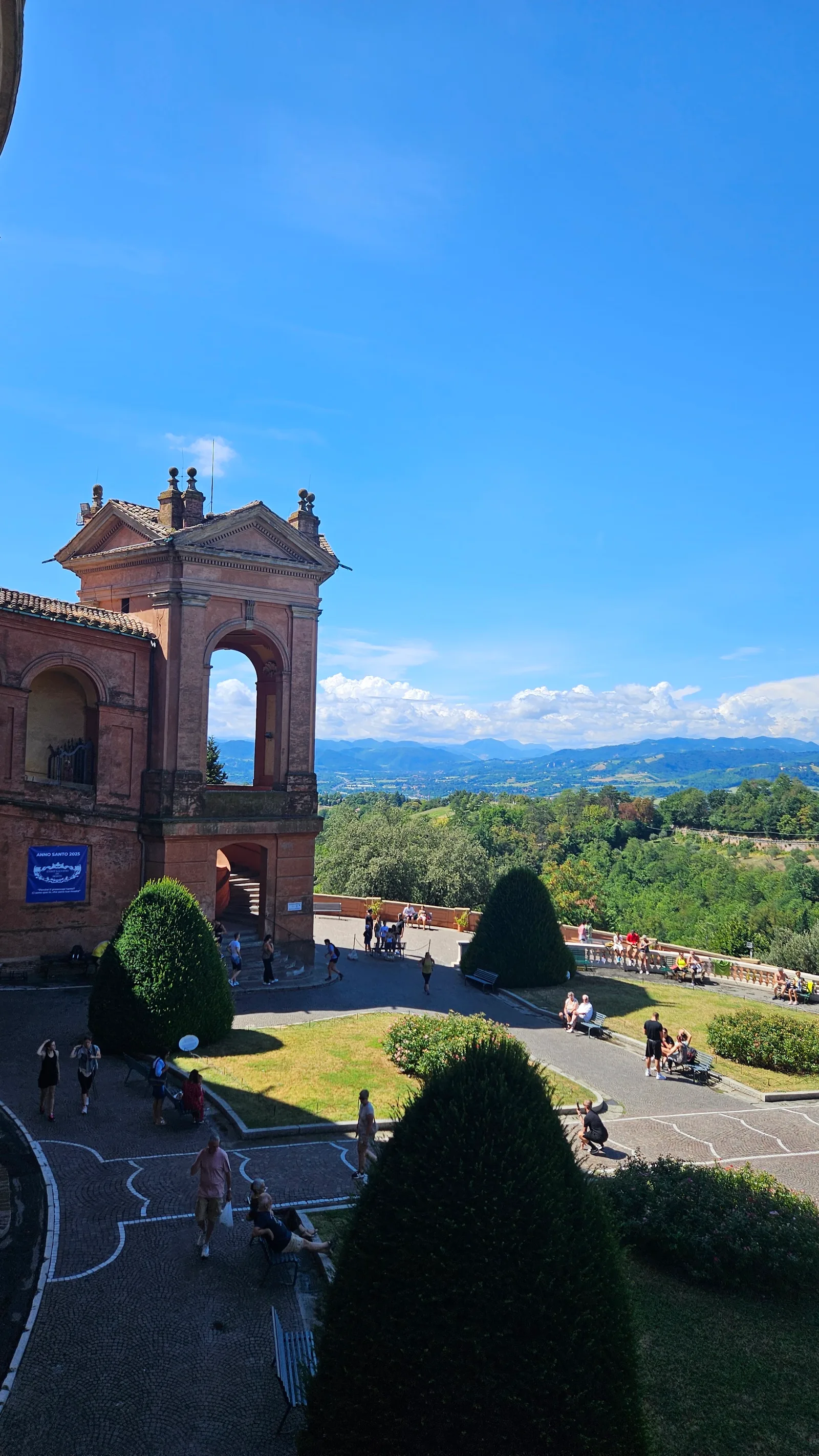 Atmosphere at Porta Saragozza Bologna — travel photo