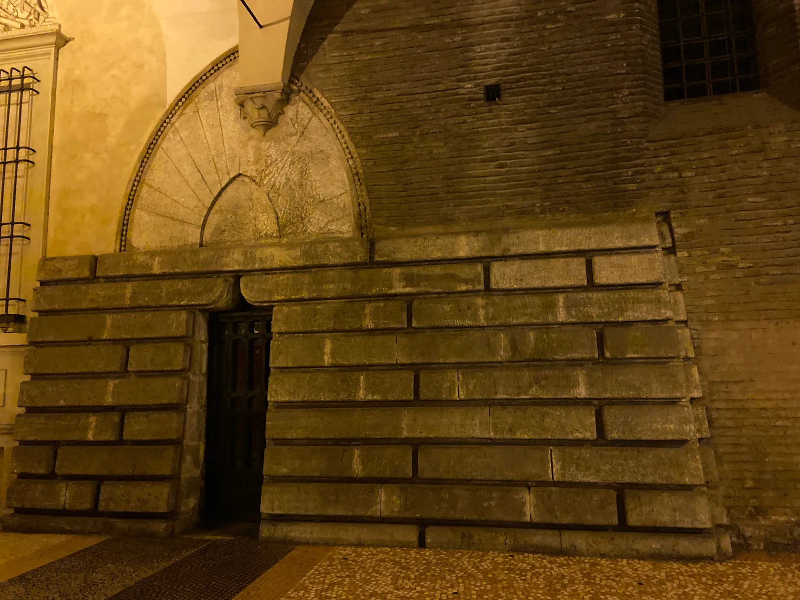 Details at Tower of Oseletti Bologna — travel photo