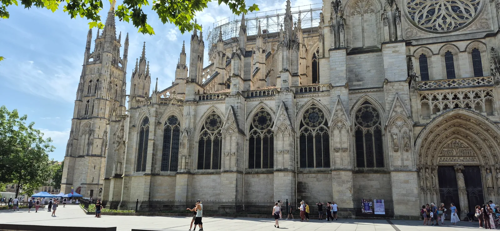 Details at Cathédrale Saint-André de Bordeaux Bordeaux — travel photo