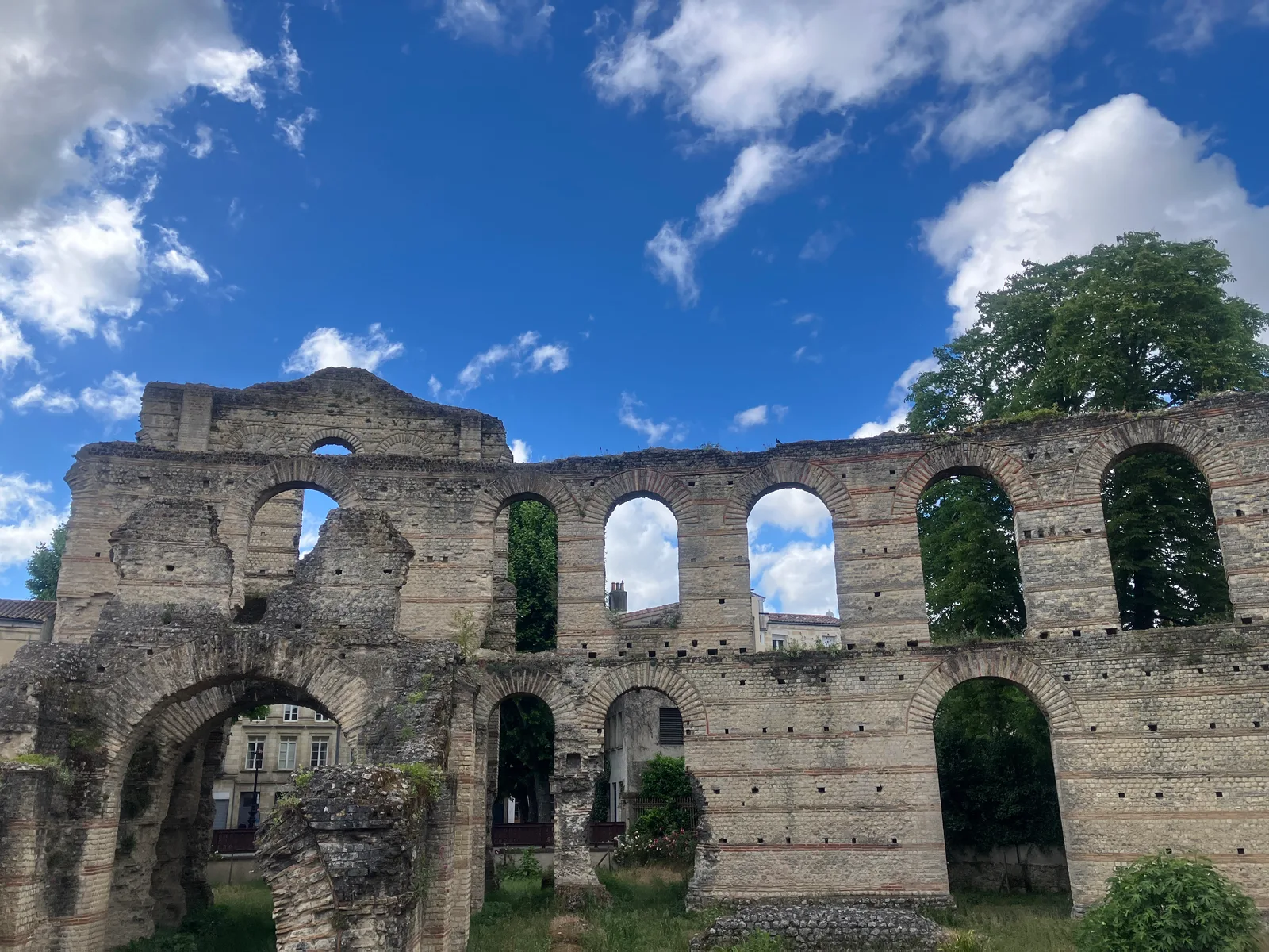 Atmosphere at Palais Gallien Bordeaux — travel photo