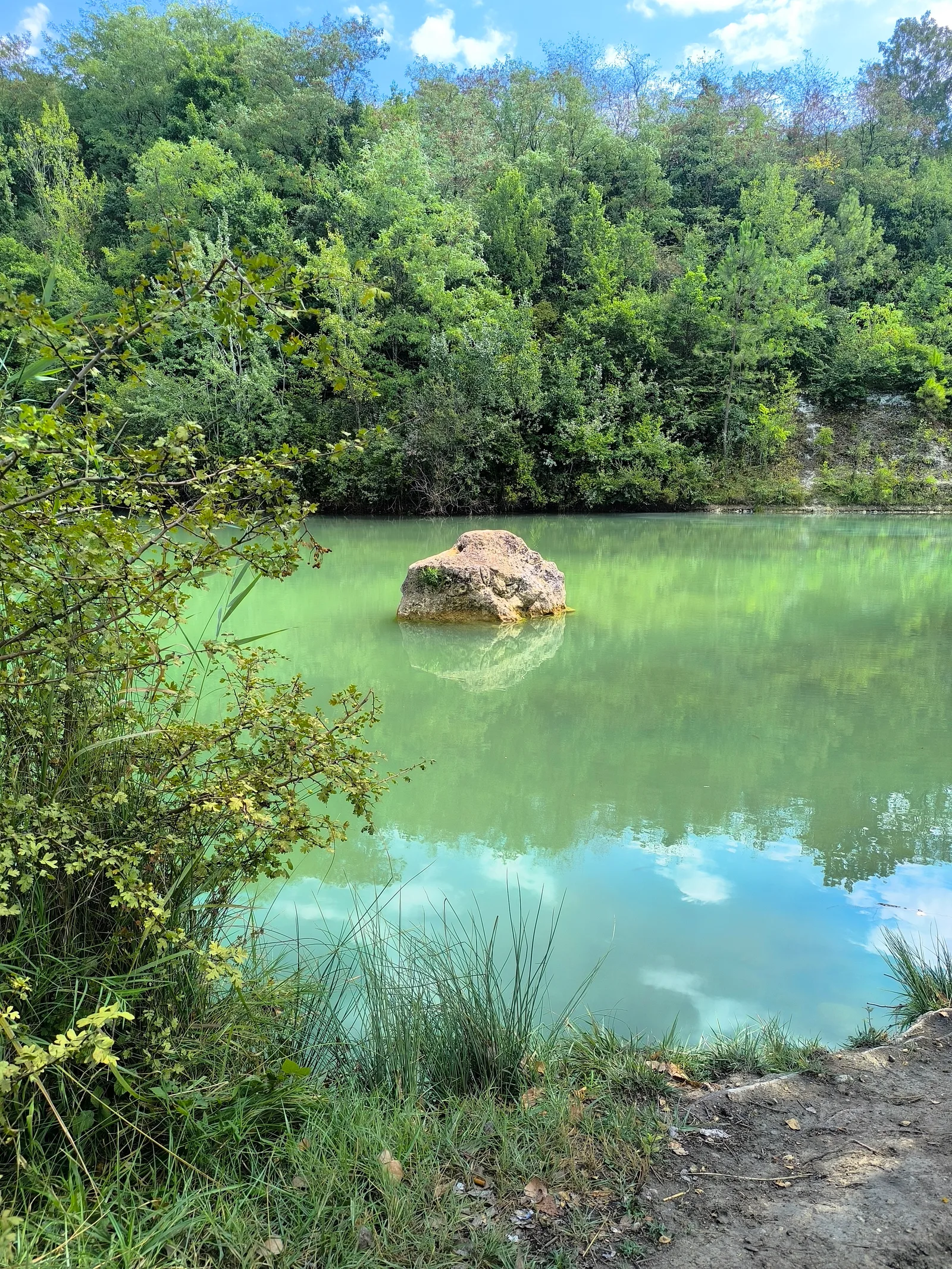Main view at Parc de l'Ermitage Sainte-Catherine Bordeaux — travel photo