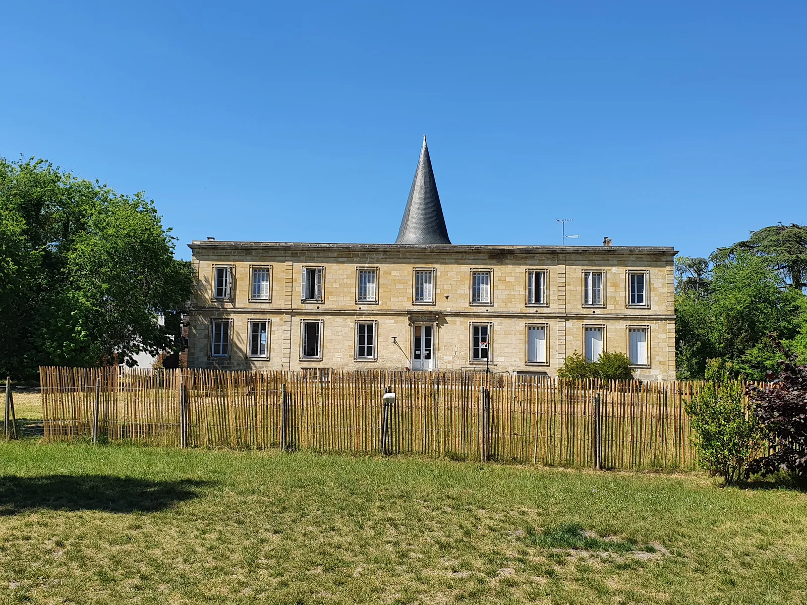 Main view at Parc de Tenet Bordeaux — travel photo