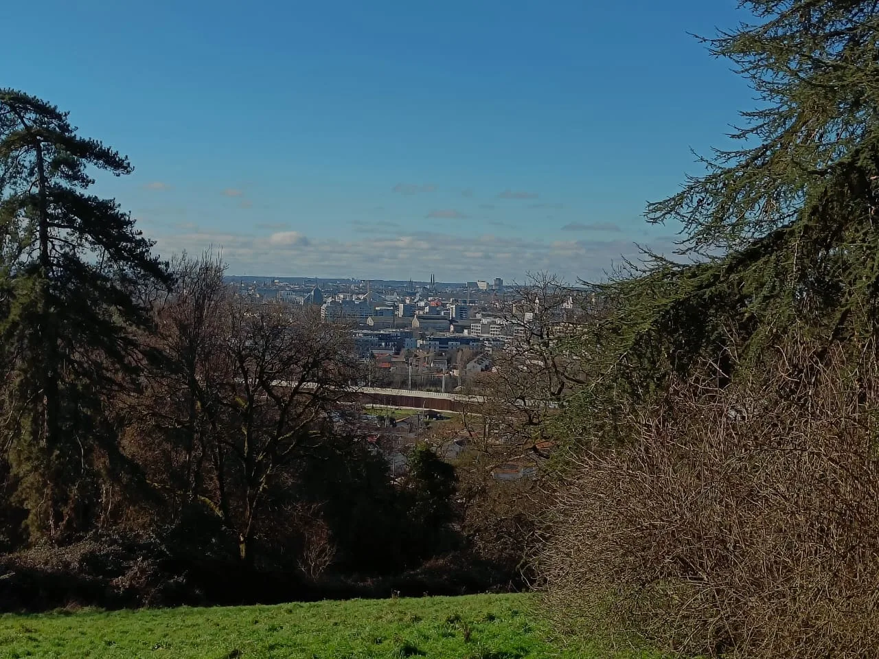 Atmosphere at Parc Palmer Bordeaux — travel photo
