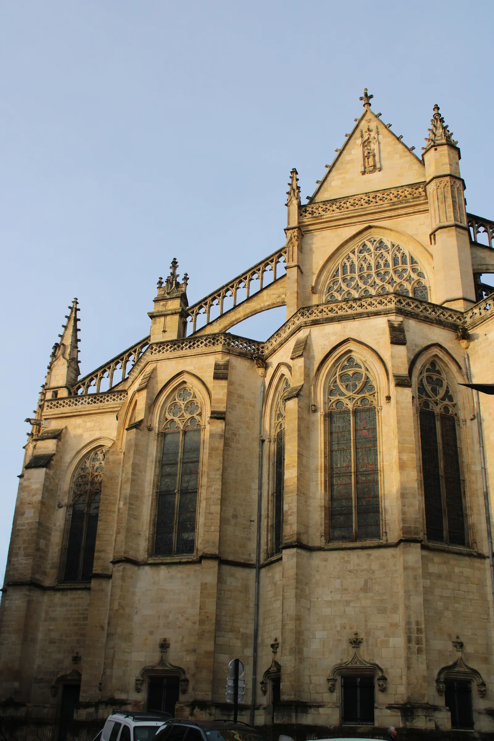 Details at Place Duburg Bordeaux — travel photo