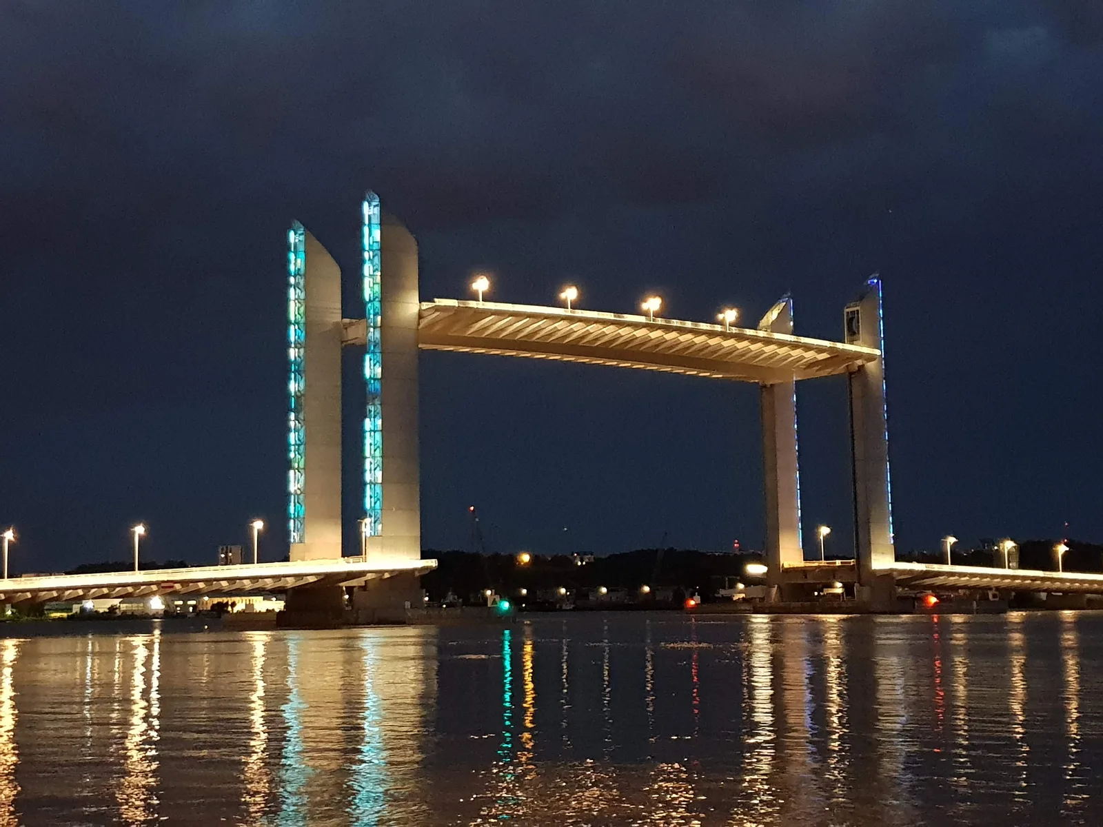Interior at Pont Jacques Chaban Delmas Bordeaux — travel photo
