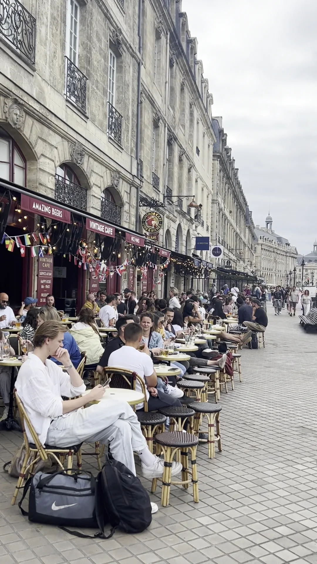 Atmosphere at Port of the Moon Bordeaux Bordeaux — travel photo