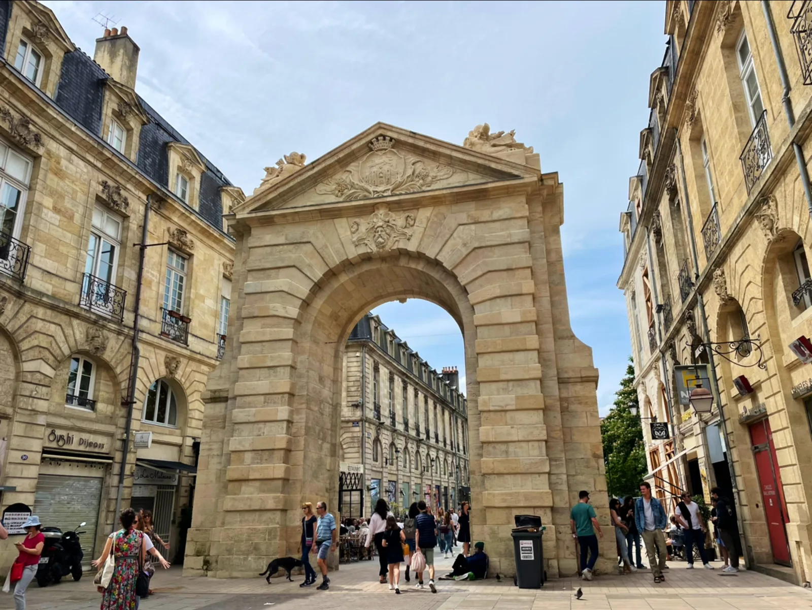 Porte Dijeaux