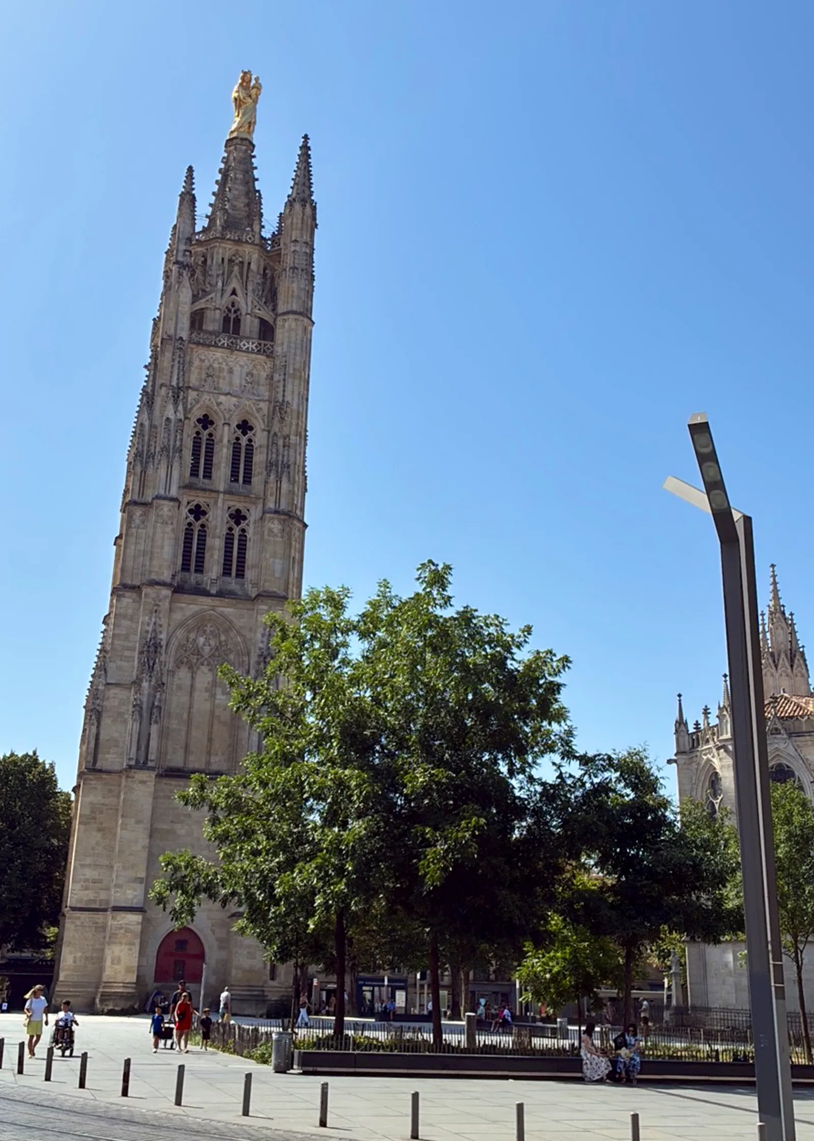 Main view at Tour Pey Berland Bordeaux — travel photo
