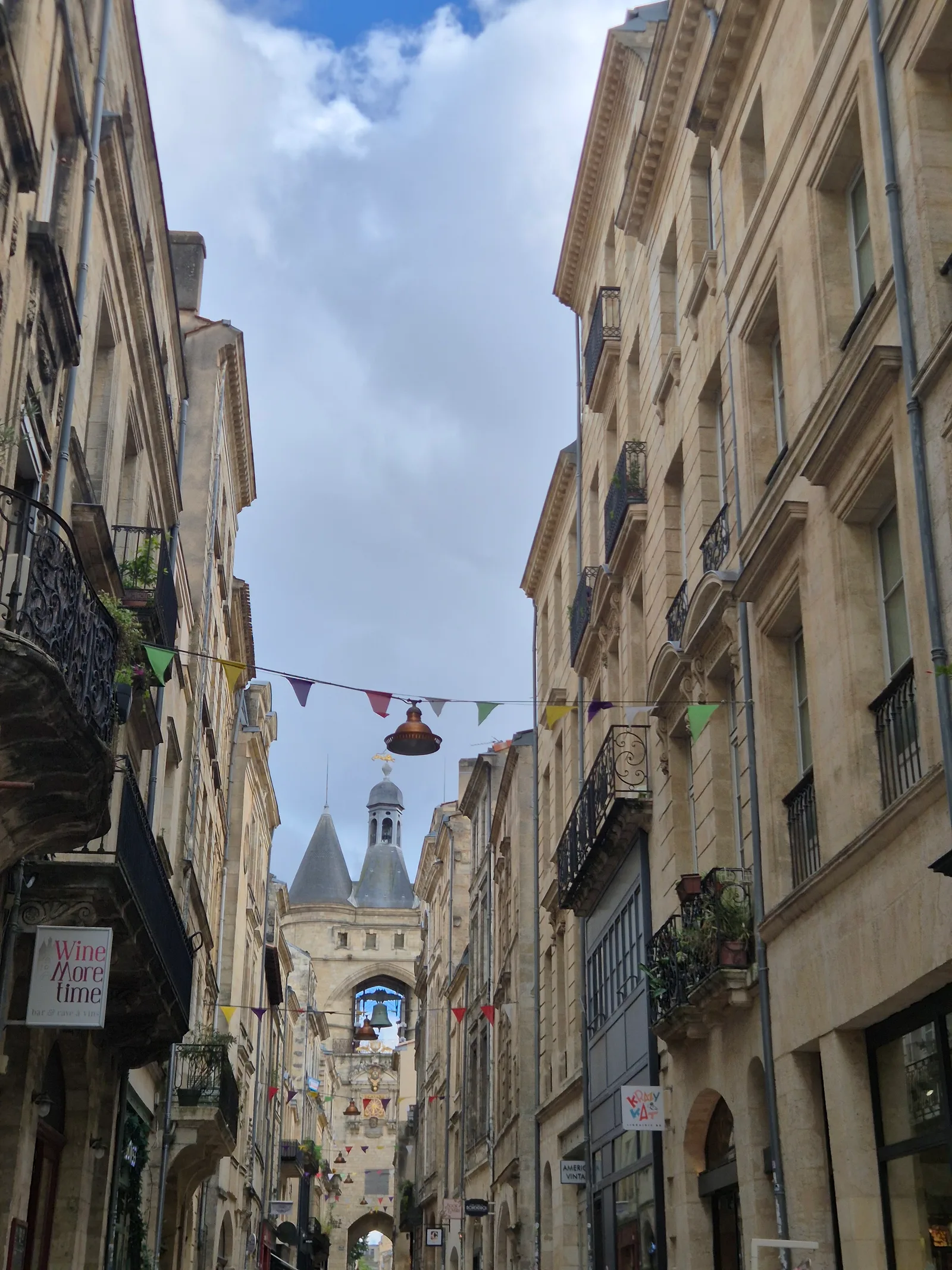 Atmosphere at Wine More Time Bordeaux — travel photo