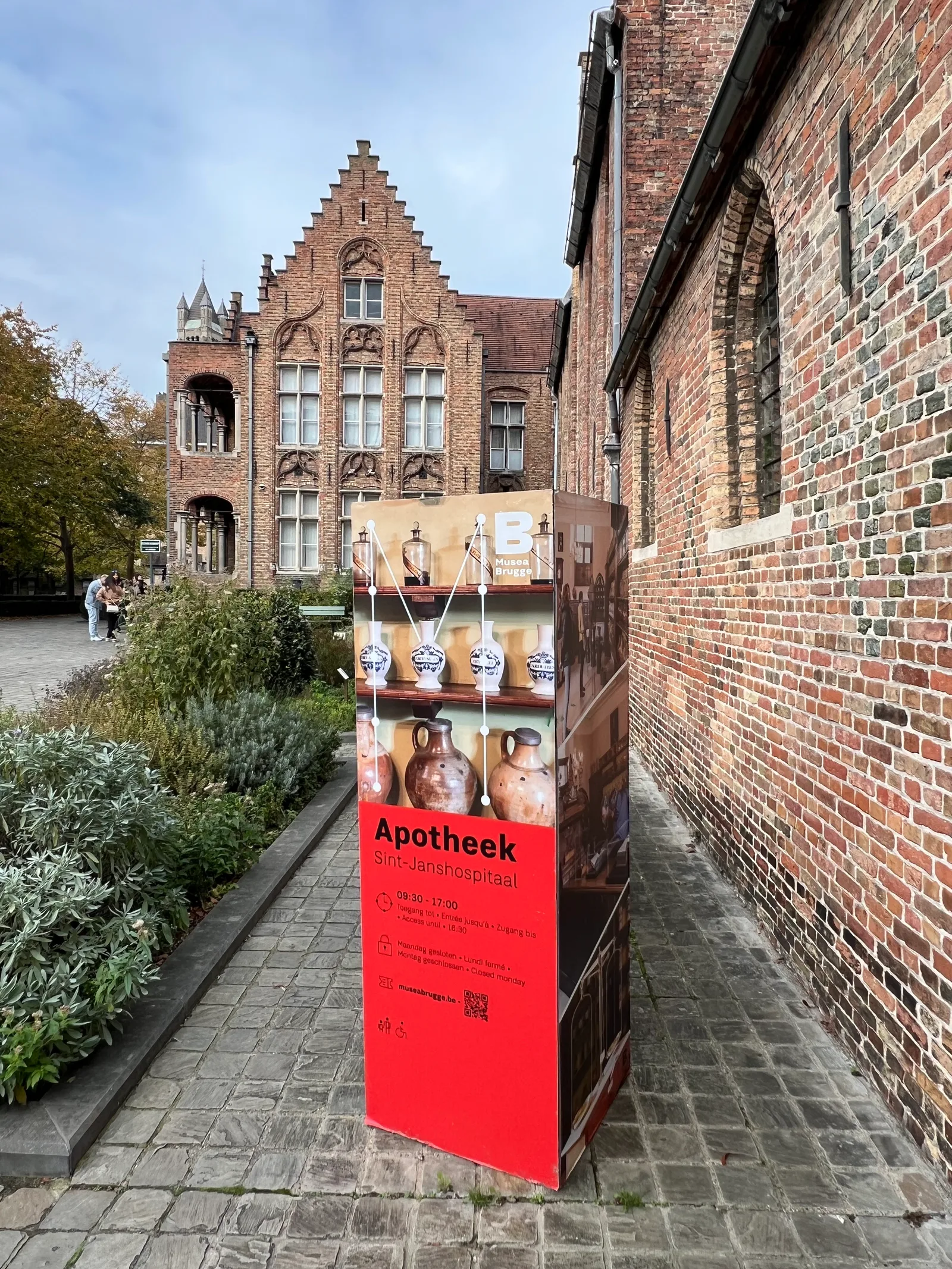 Atmosphere at Apotheek Sint-Janshospitaal Brugge — travel photo