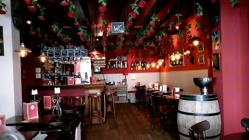 Cafe Rose Red