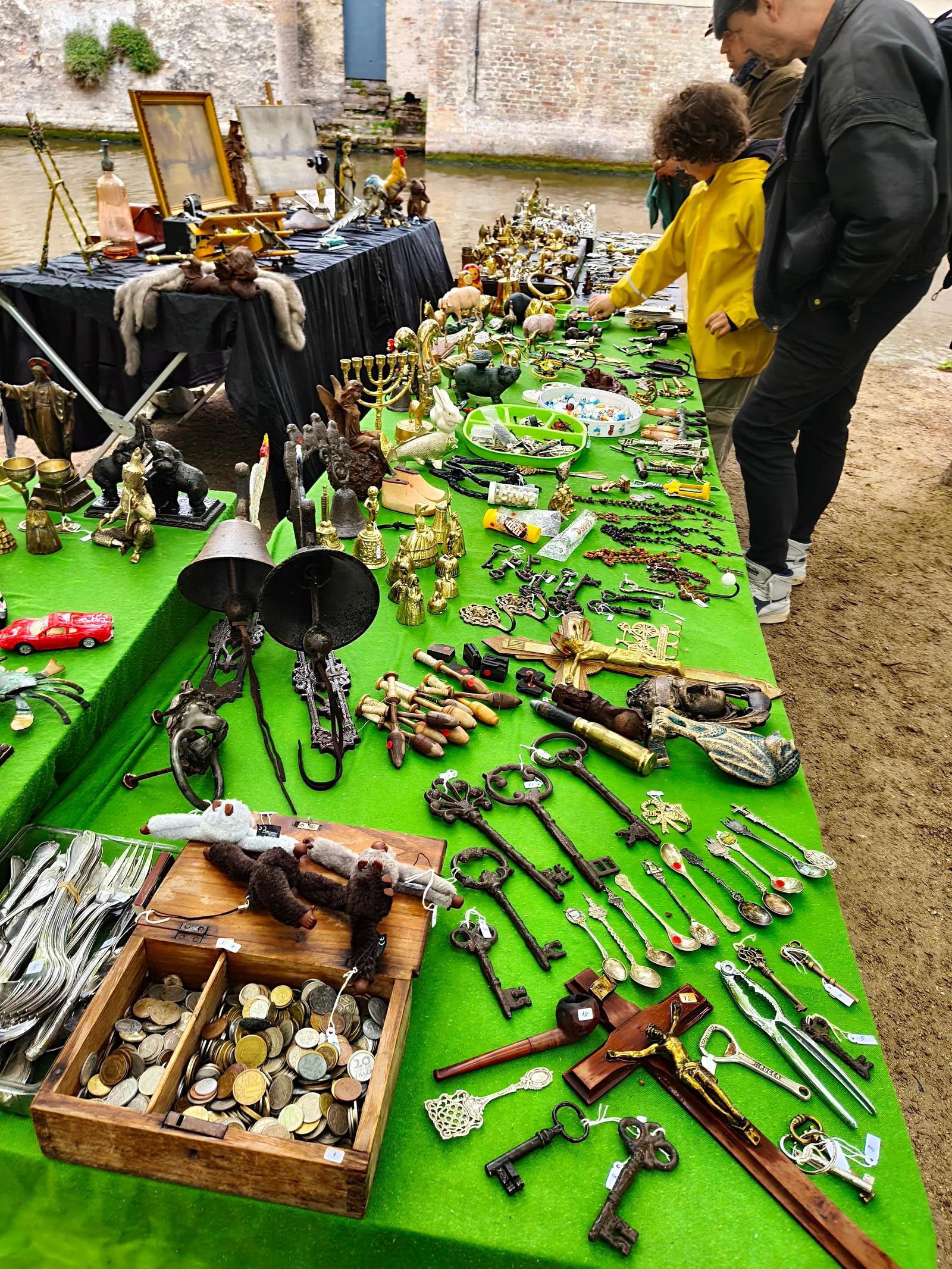 Atmosphere at De Dijver park Brugge — travel photo
