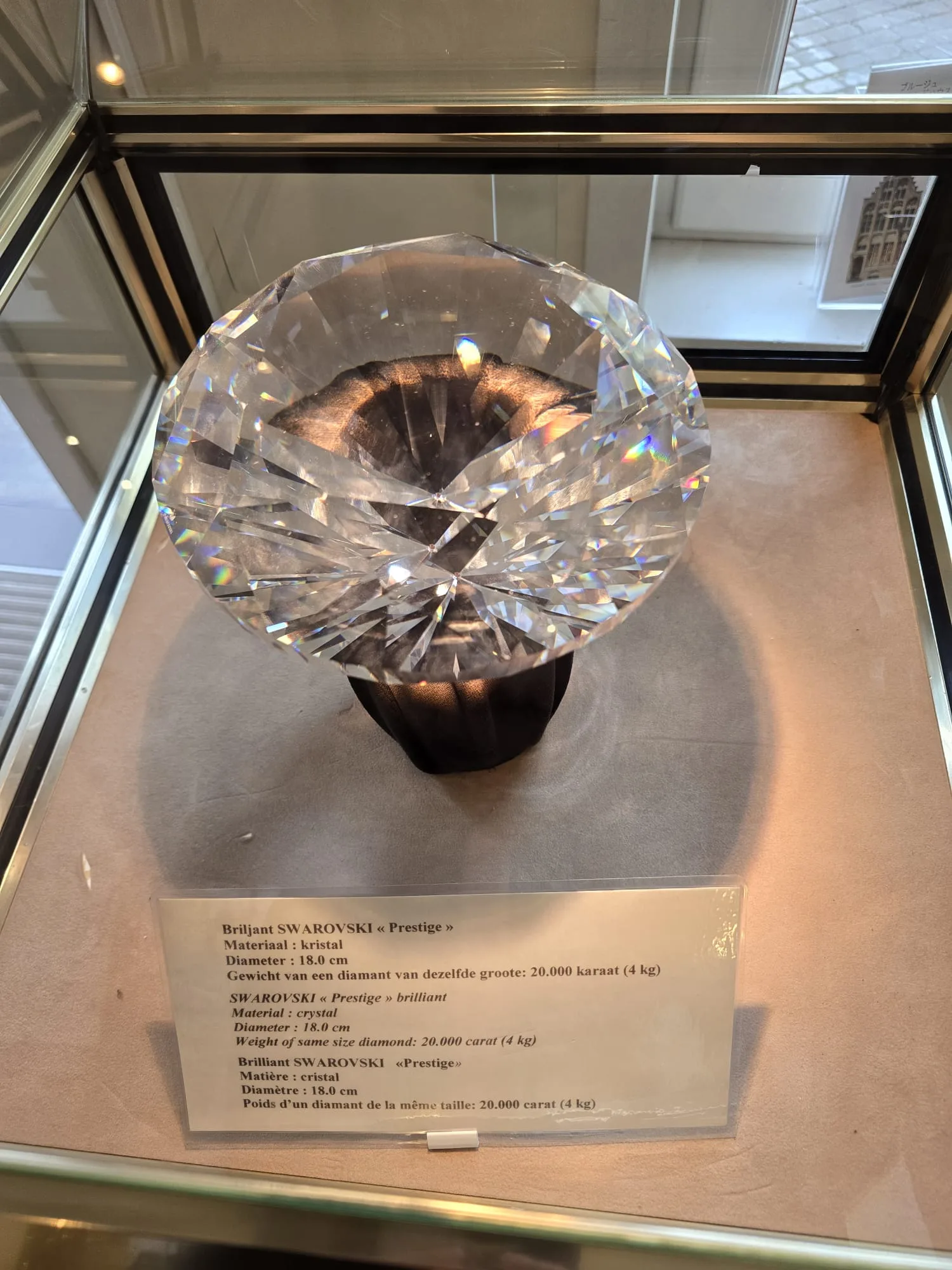 Details at Diamond Museum Brugge — travel photo