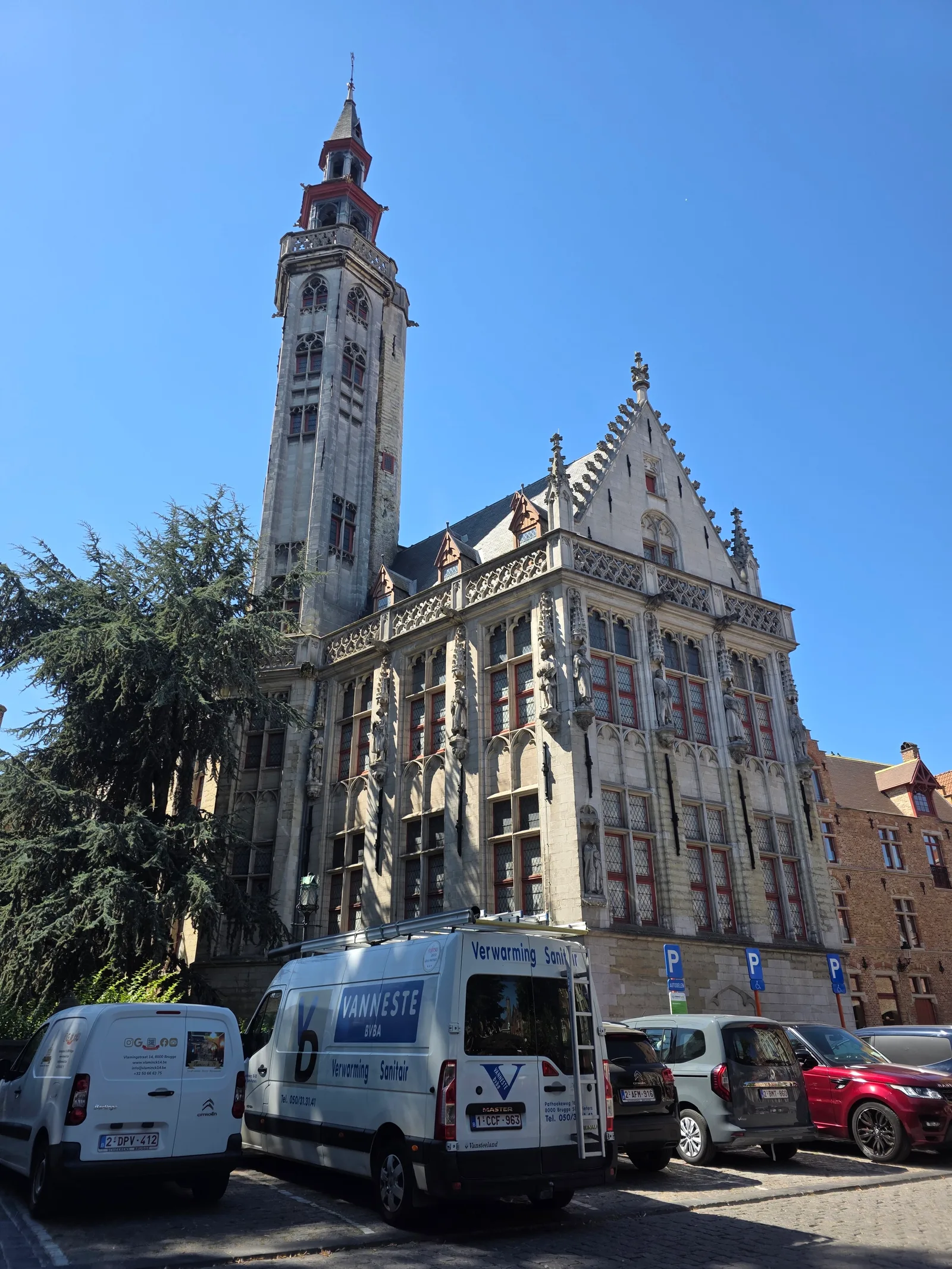 Main view at Jan van Eyckplein Brugge — travel photo