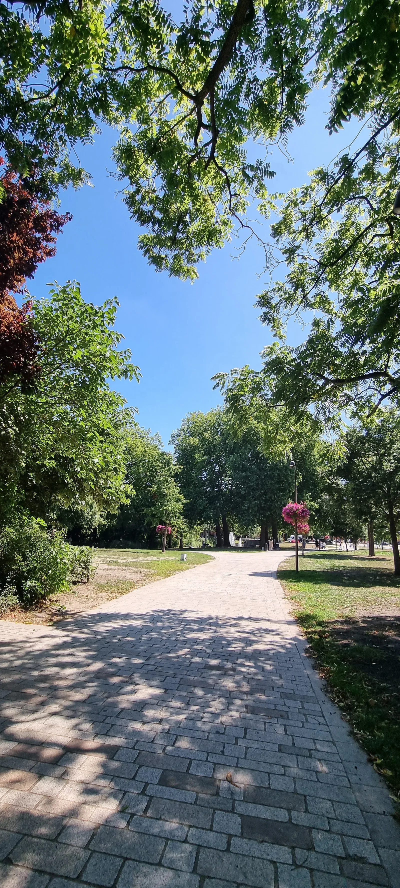 Atmosphere at King Albert I Park Brugge — travel photo