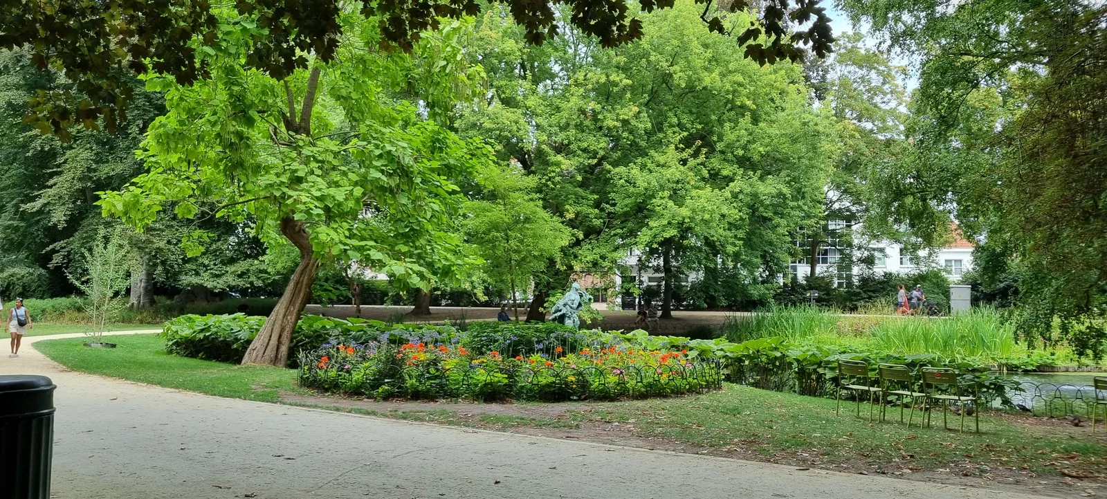 Atmosphere at Koningin Astridpark Brugge — travel photo