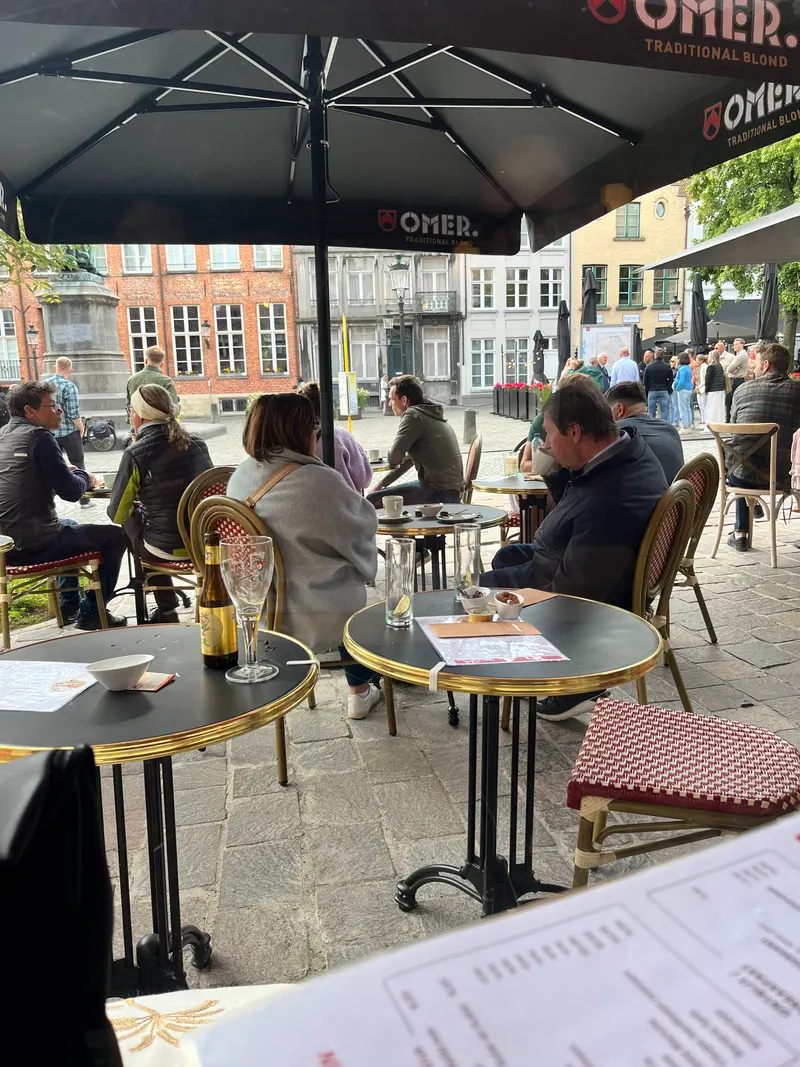 Krantenwinkel Jan Van Eyck