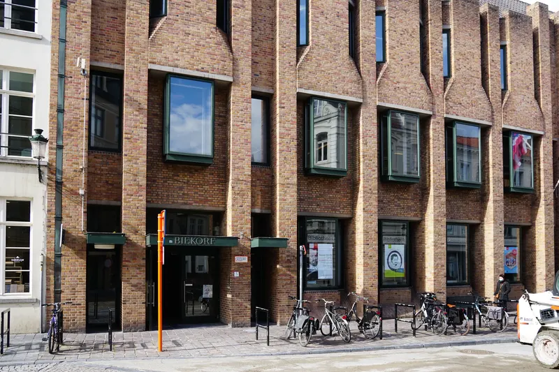 Main Library Biekorf — contemporary museum in Brugge