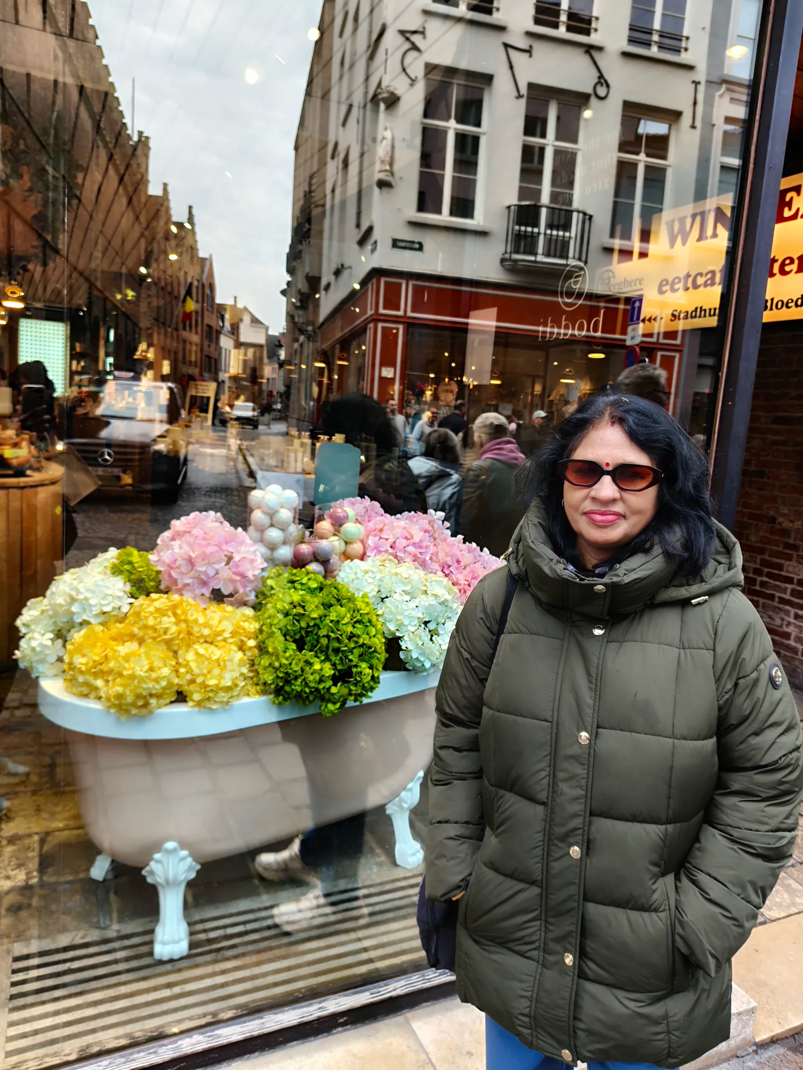 Details at Market Square Brugge — travel photo