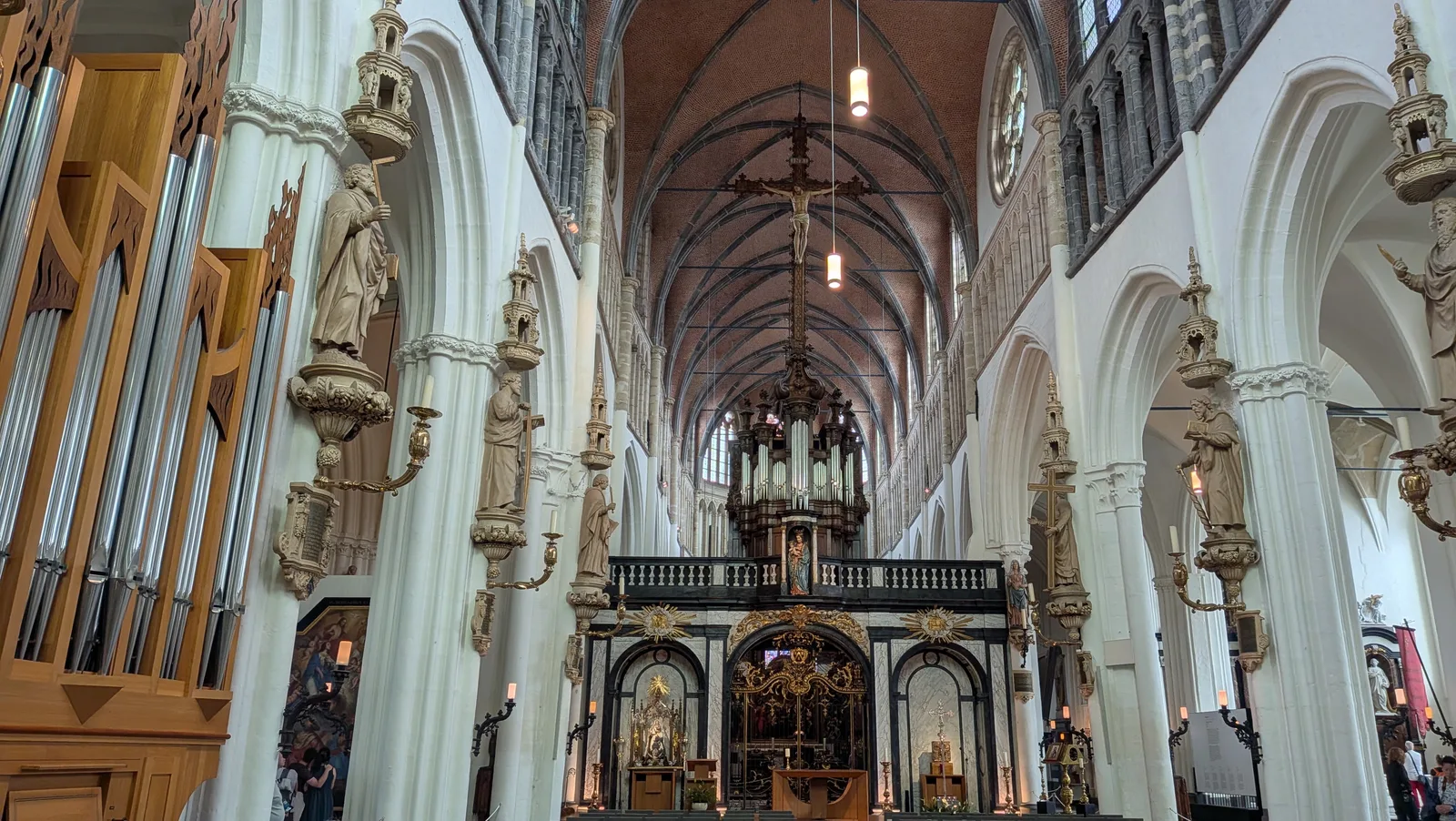 Main view at O.L.V.-kerk Museum Brugge — travel photo