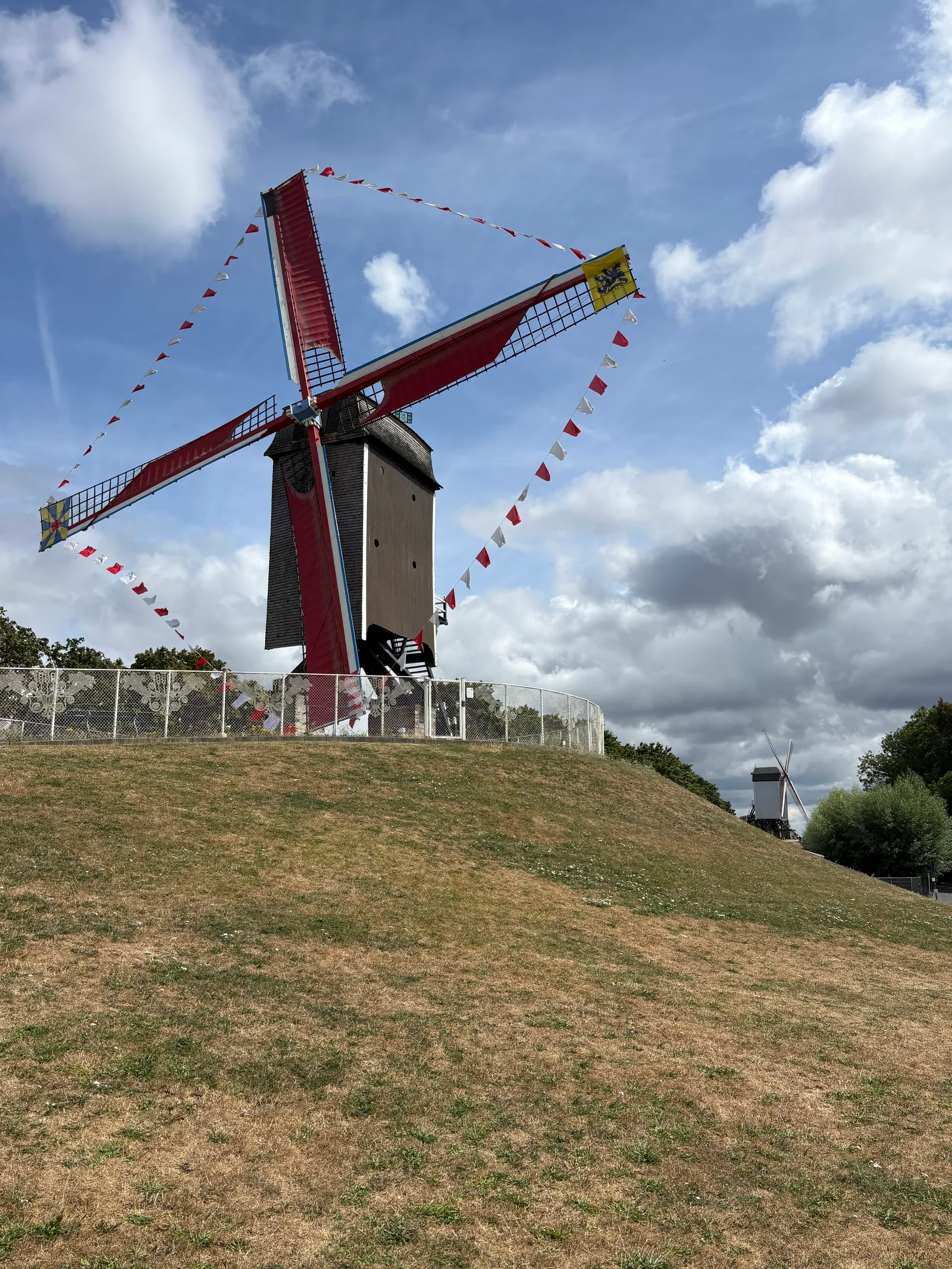 Details at Sint-Janshuismolen Brugge — travel photo