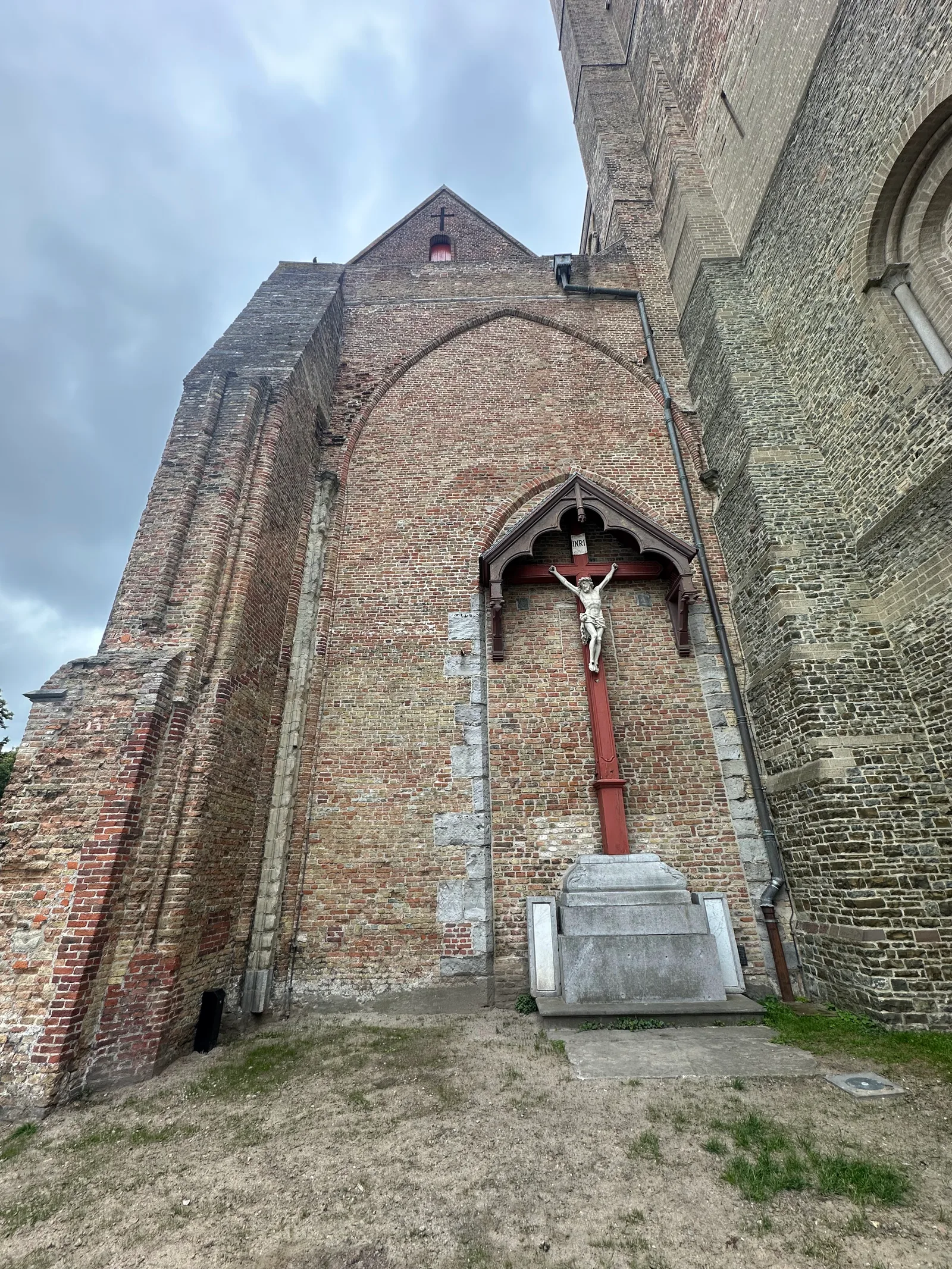 Atmosphere at Sint-Salvatorskathedraal Brugge — travel photo