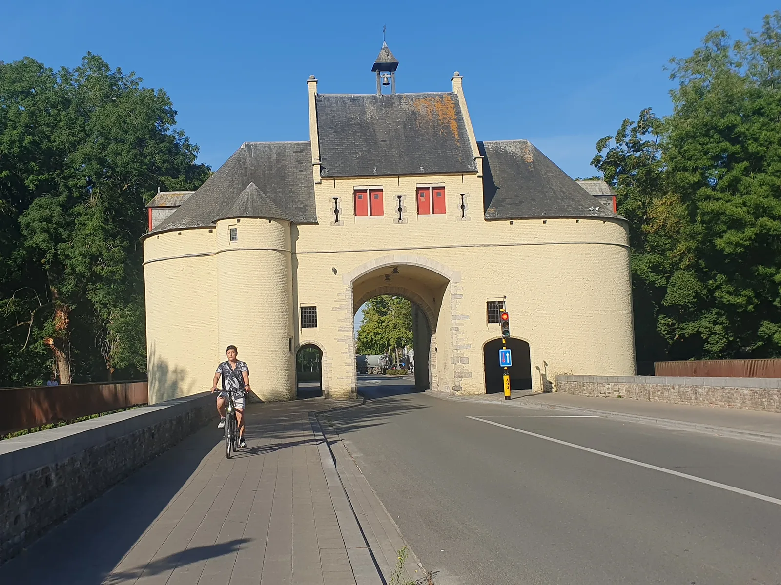 Main view at Smedenpoort Brugge — travel photo