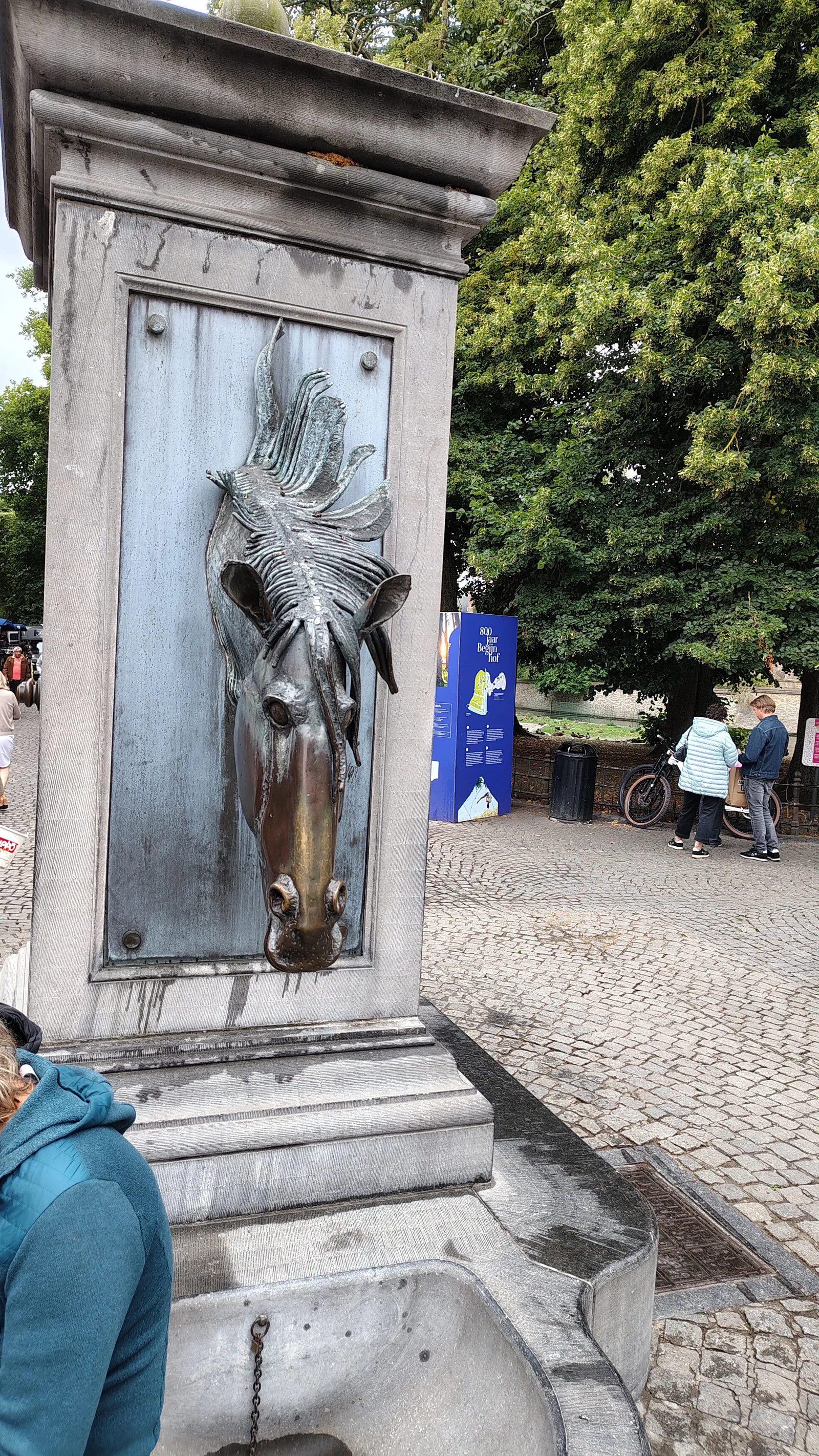 Details at Walplein Brugge — travel photo