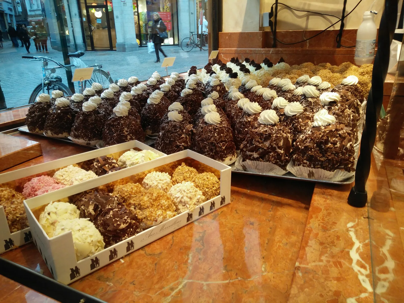 Details at Aux Merveilleux de Fred Brussels — travel photo