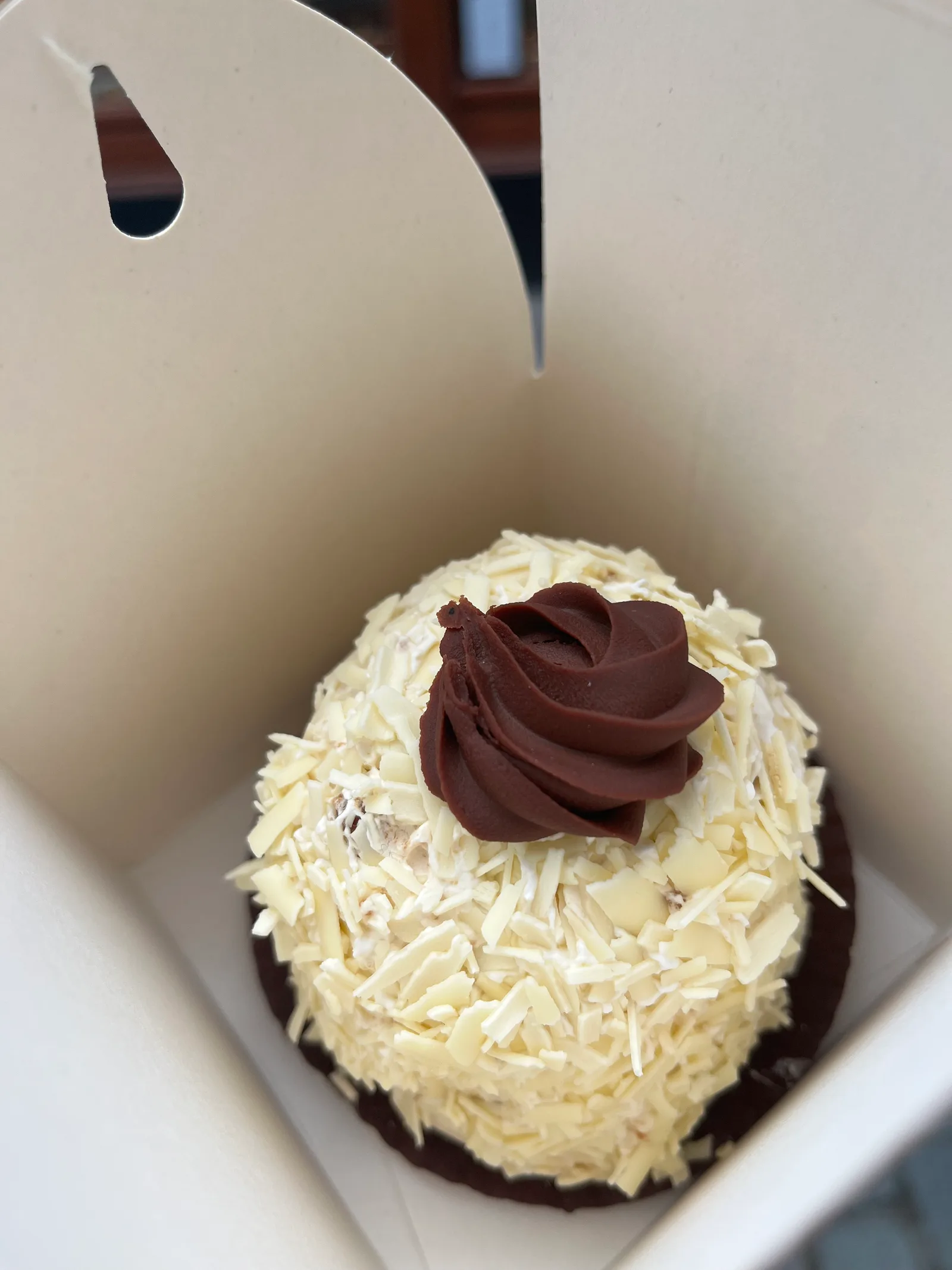 Atmosphere at Aux Merveilleux de Fred Brussels — travel photo