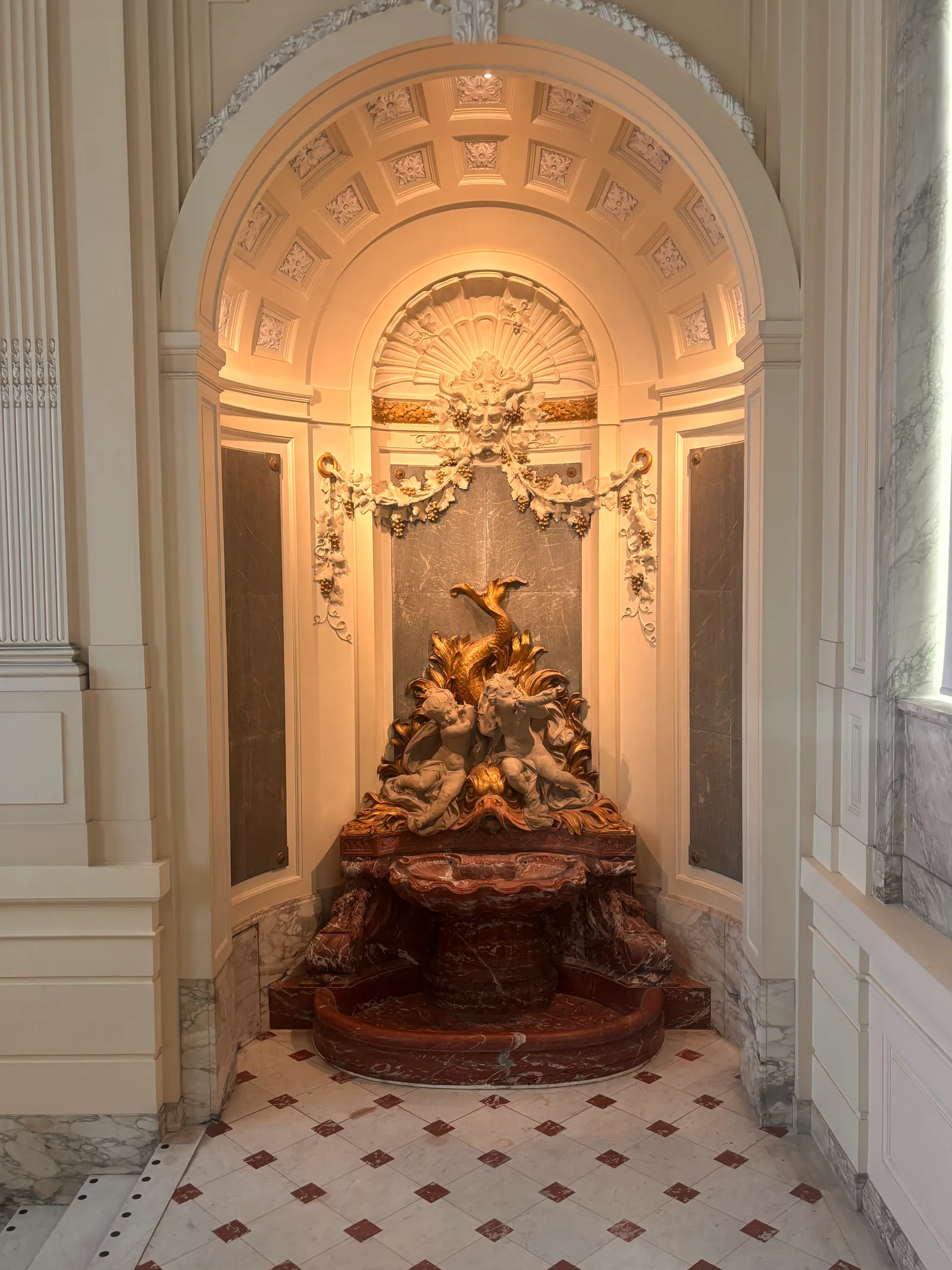 Details at BELvue museum Brussels — travel photo
