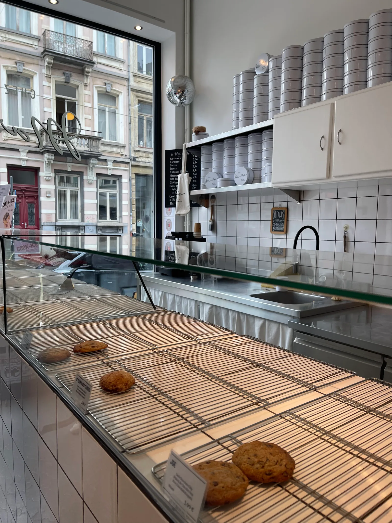 Details at Chez Martha Brussels — travel photo