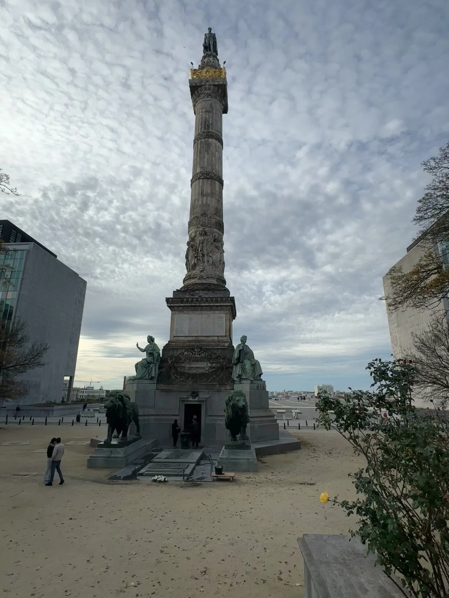 Atmosphere at Congress Column Brussels — travel photo