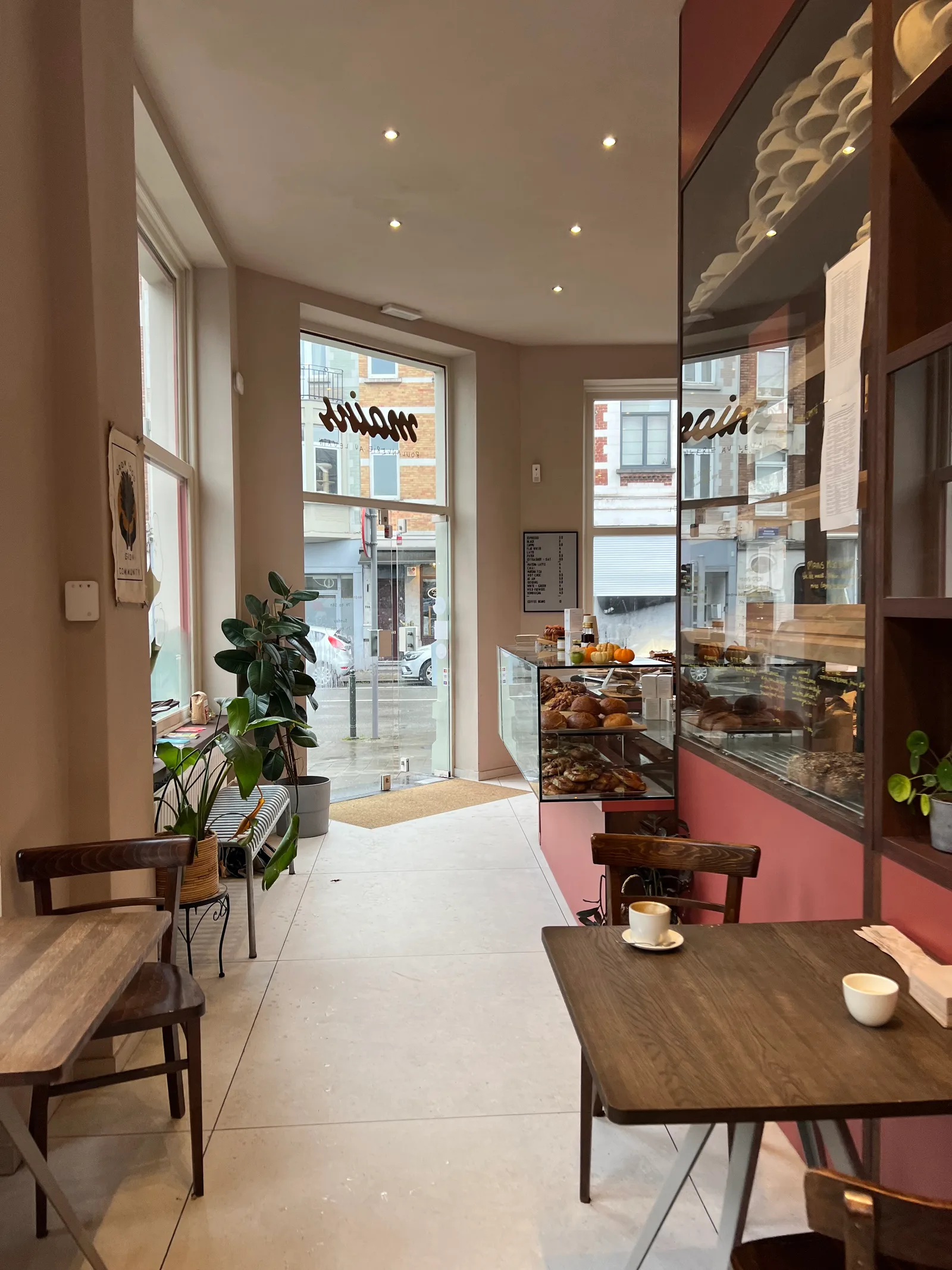 Main view at Mains Sourdough Bakery Brussels — travel photo