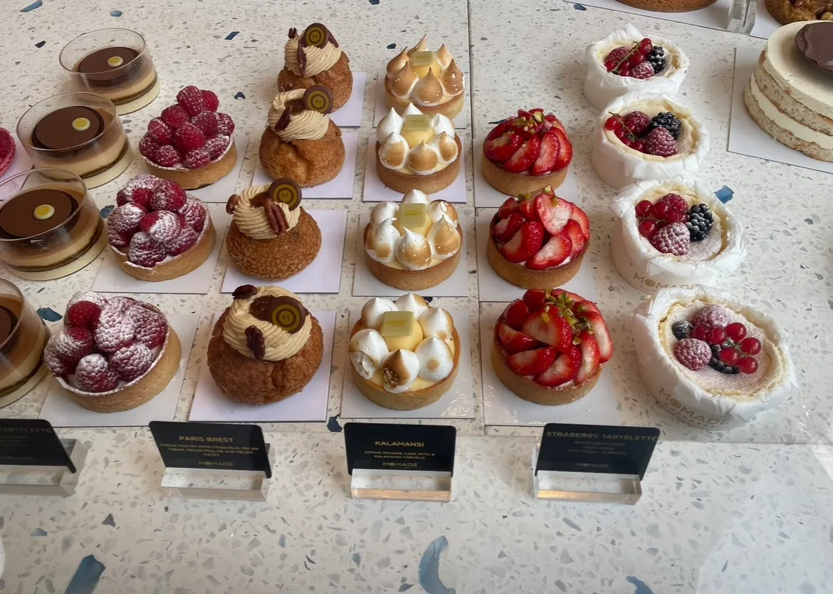 Atmosphere at Momade Cupcakes Brussels — travel photo