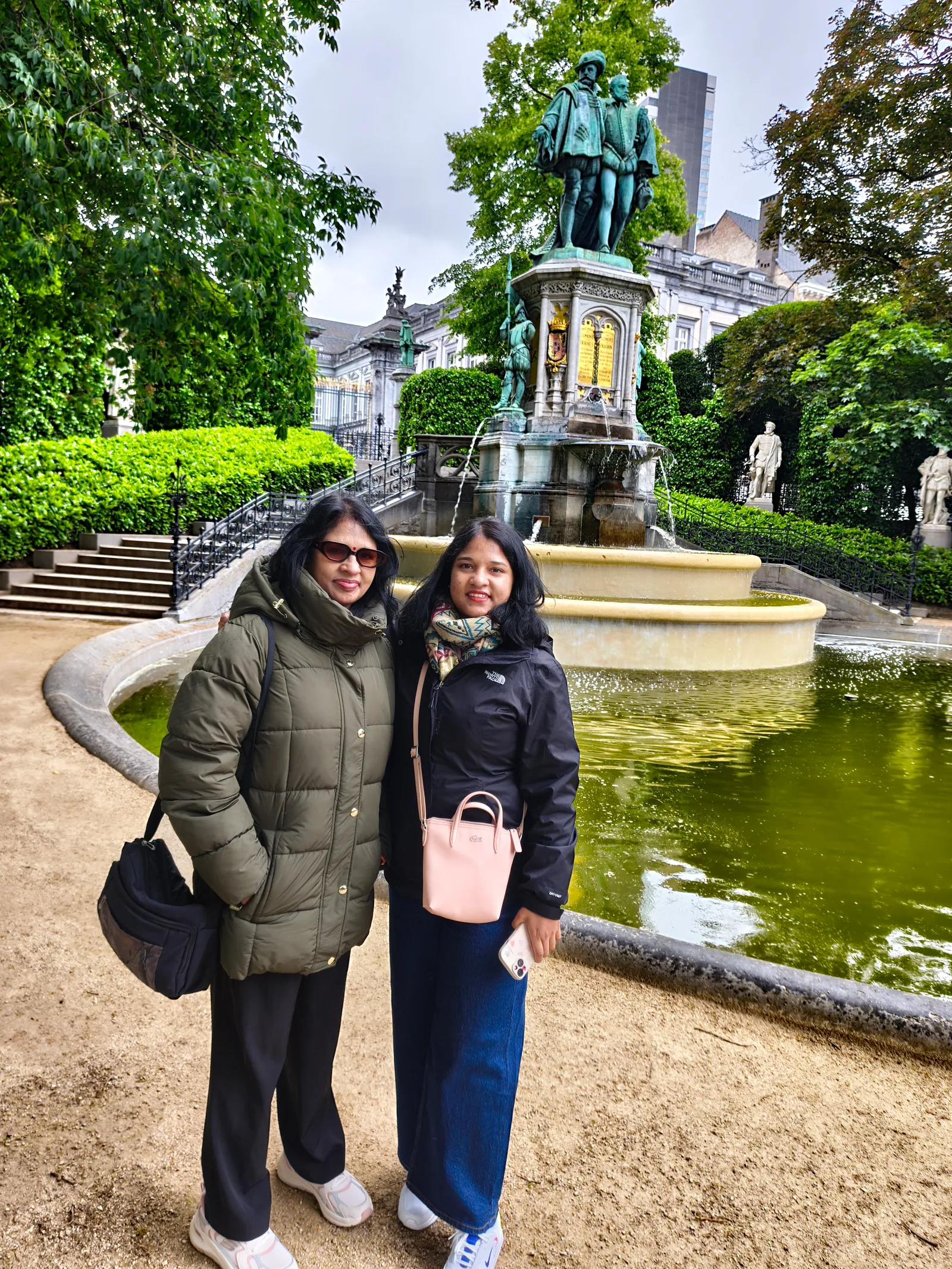 Atmosphere at Square du Petit Sablon Brussels — travel photo
