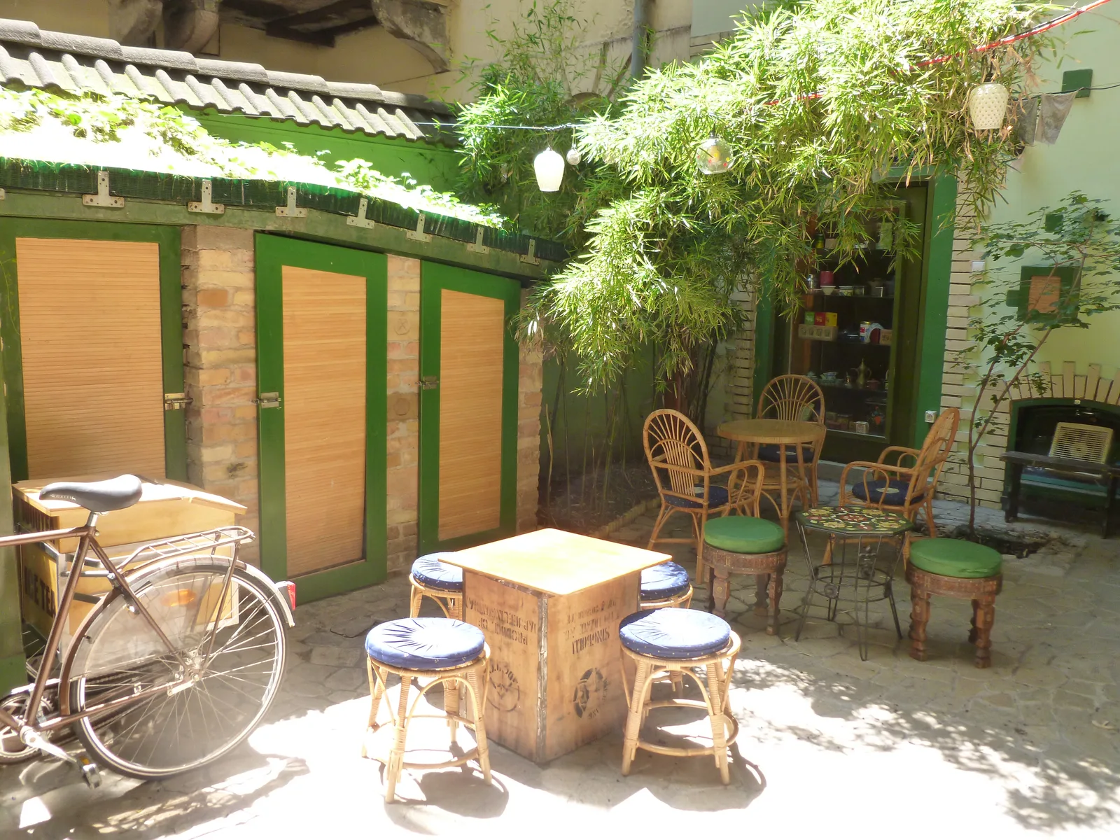 Main view at 1000TEA Budapest — travel photo