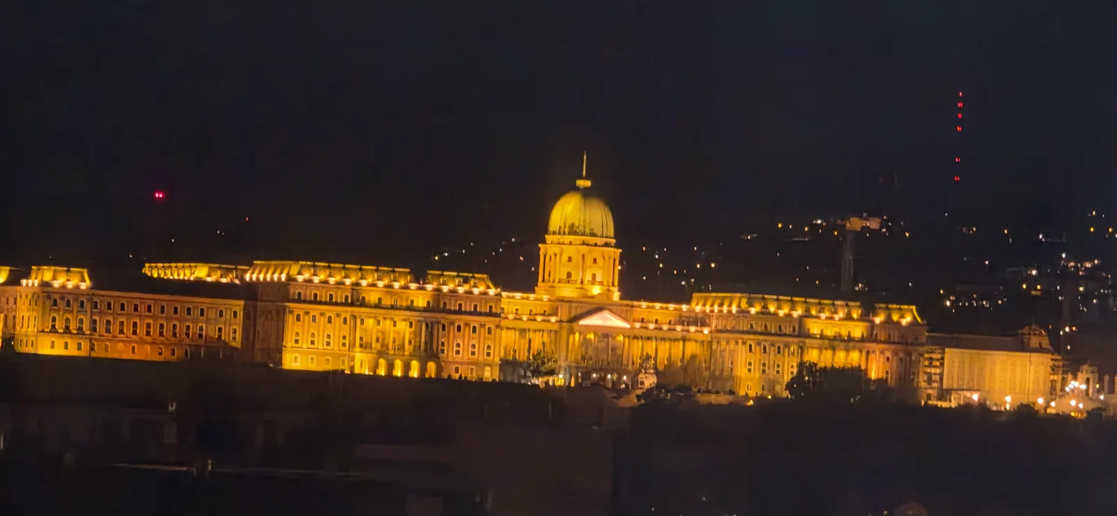 Main view at Elizabeth Square Budapest — travel photo
