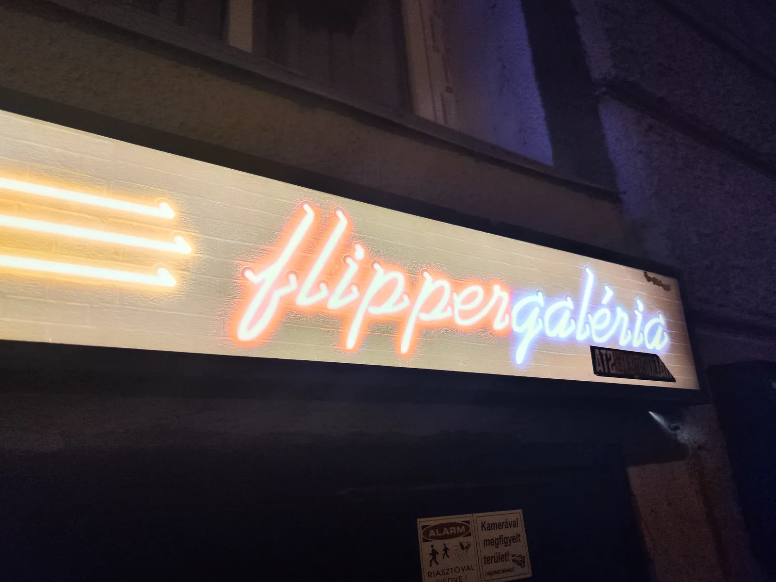 Details at Flippermúzeum Budapest — travel photo