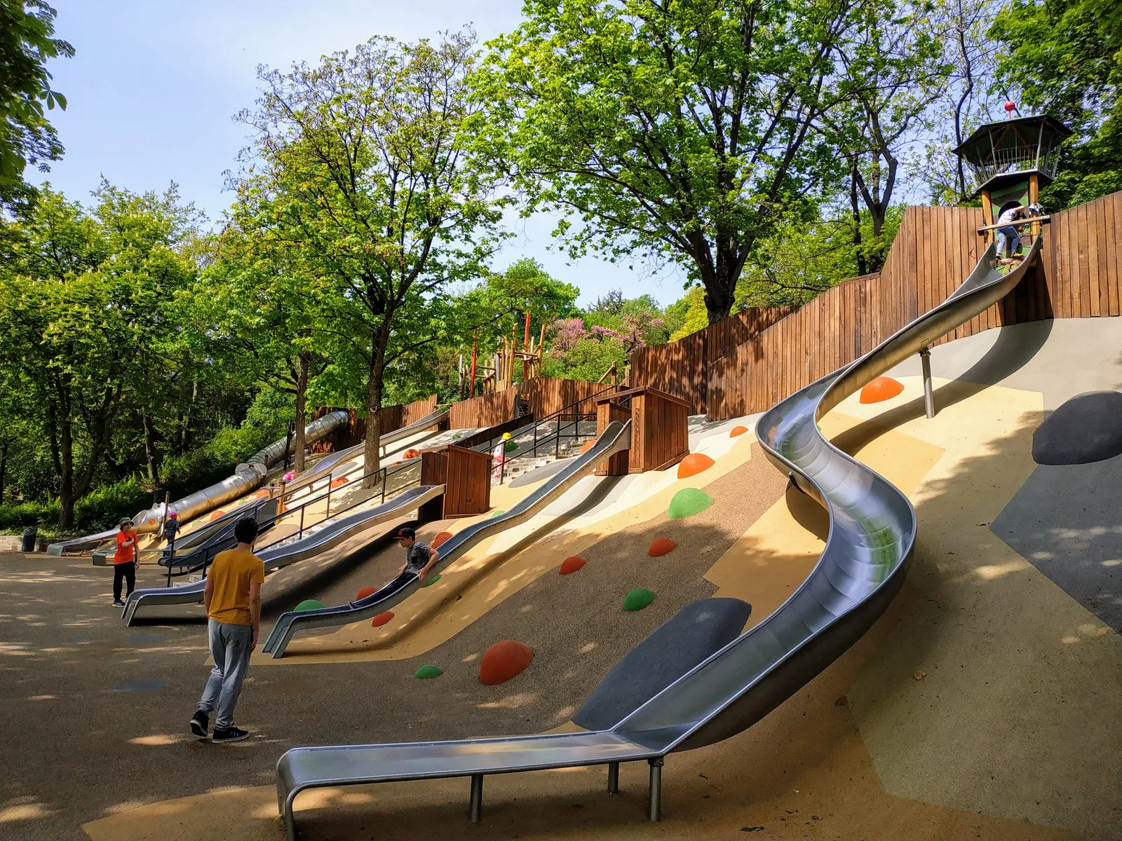 Details at Gellérthegyi playground with slides Budapest — travel photo