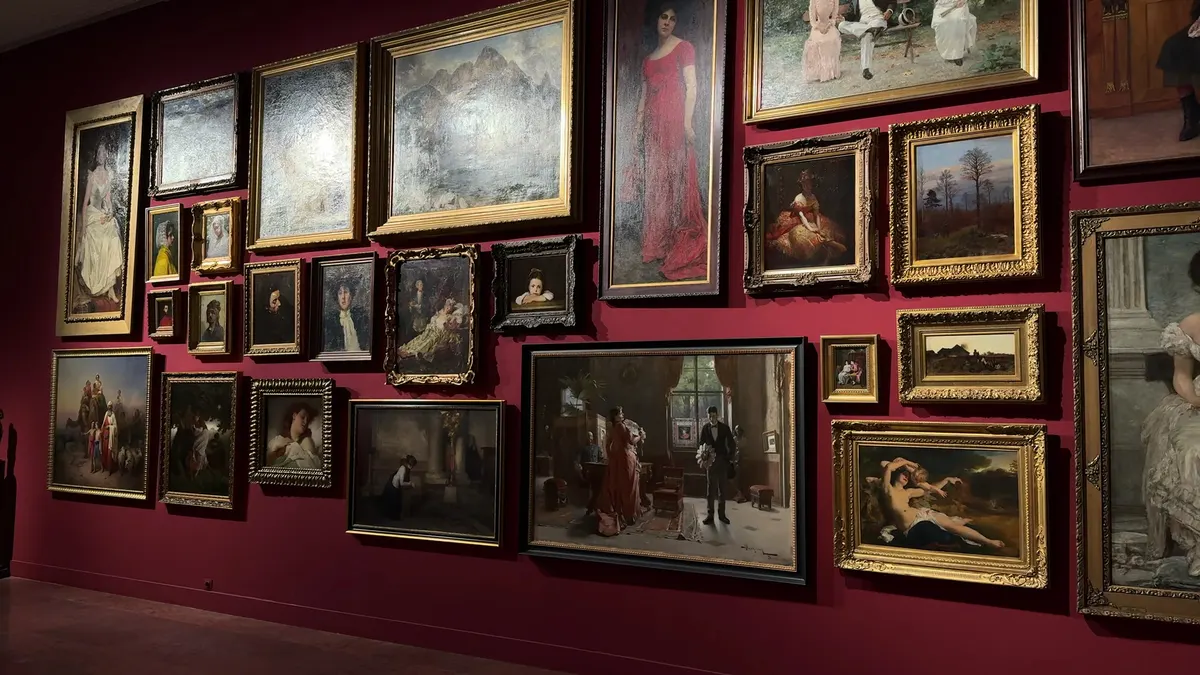 Main view at Hungarian National Gallery Budapest — travel photo