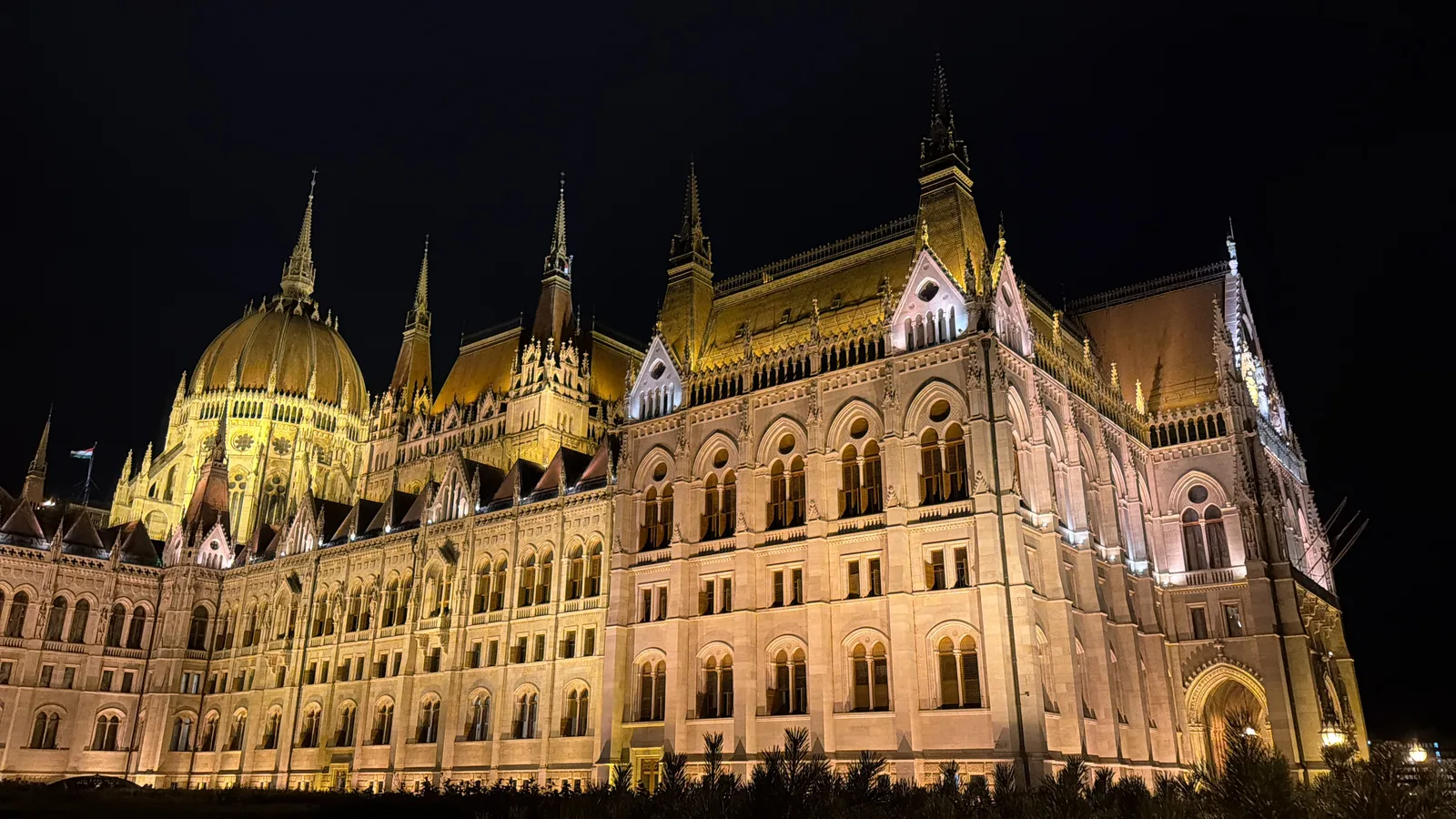 Interior at Parliament Viewpoint Budapest — travel photo