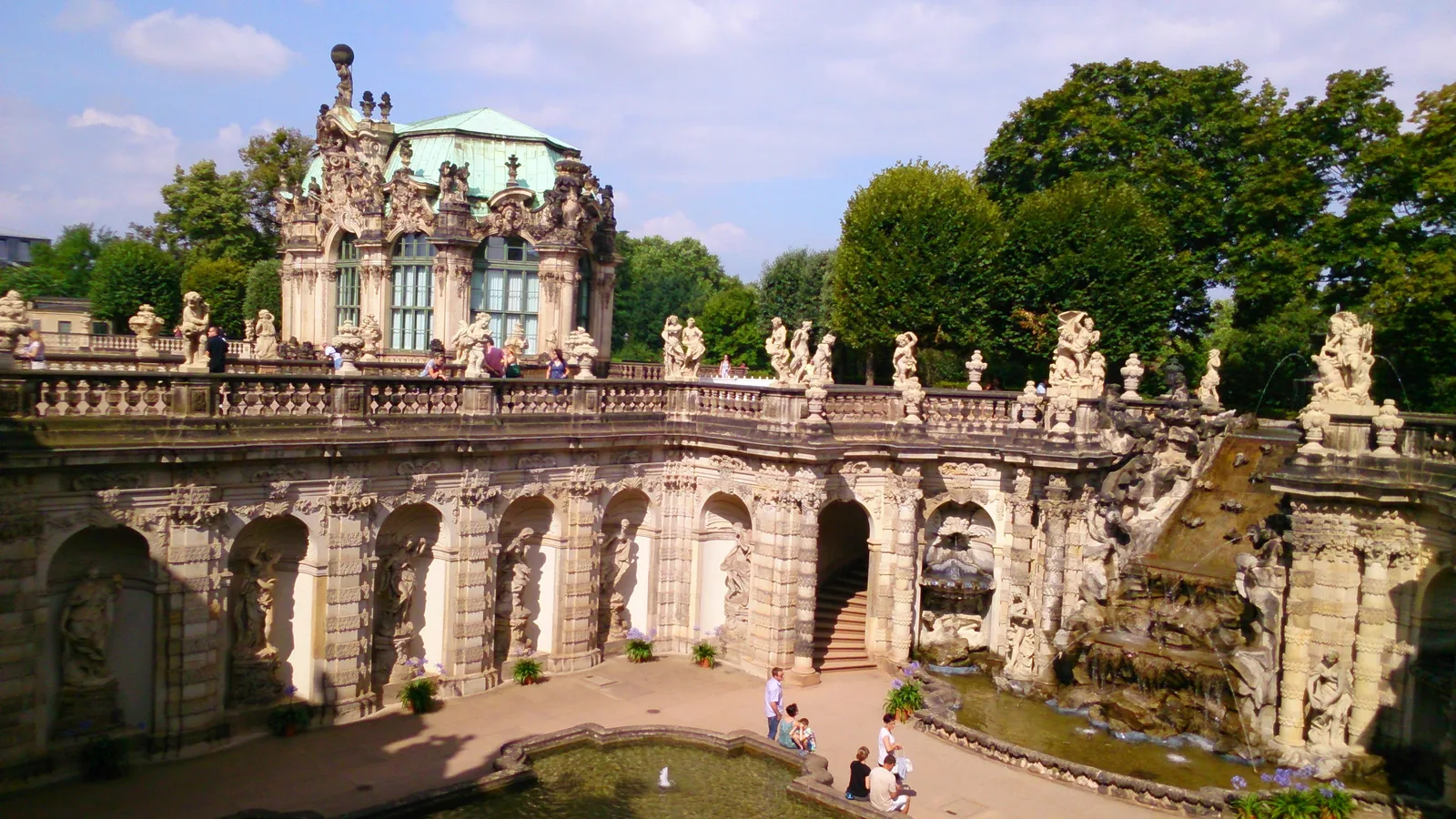 Atmosphere at Dresden Zwinger Dresden — travel photo