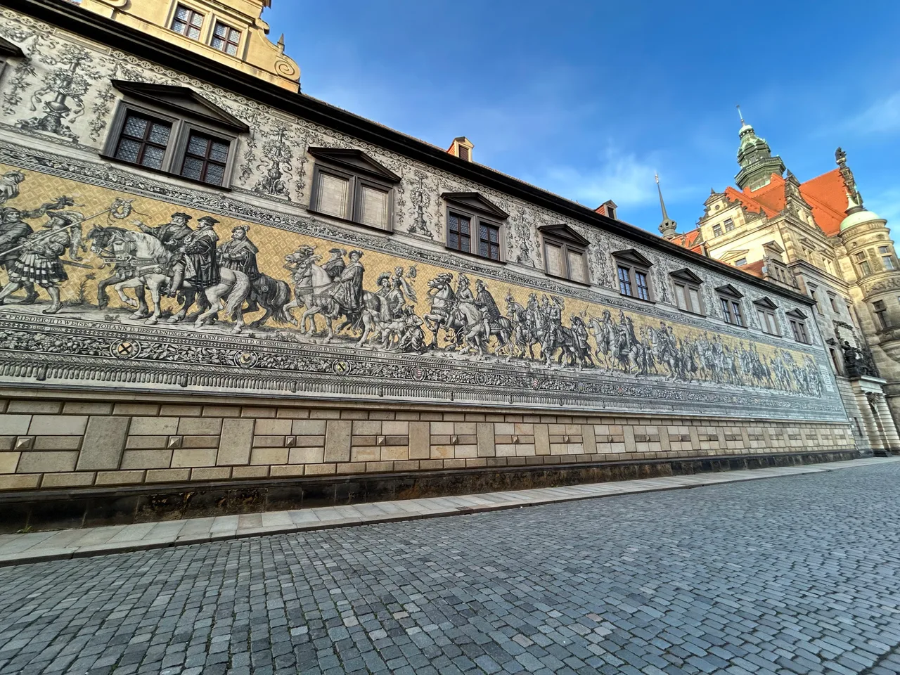Fürstenzug — budget guide Dresden