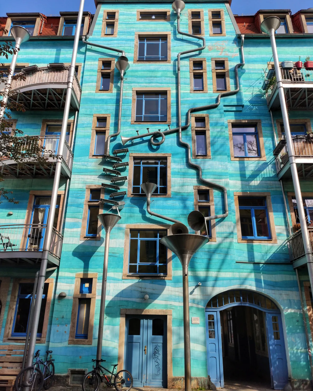 Kunsthofpassage Dresden — budget guide Dresden